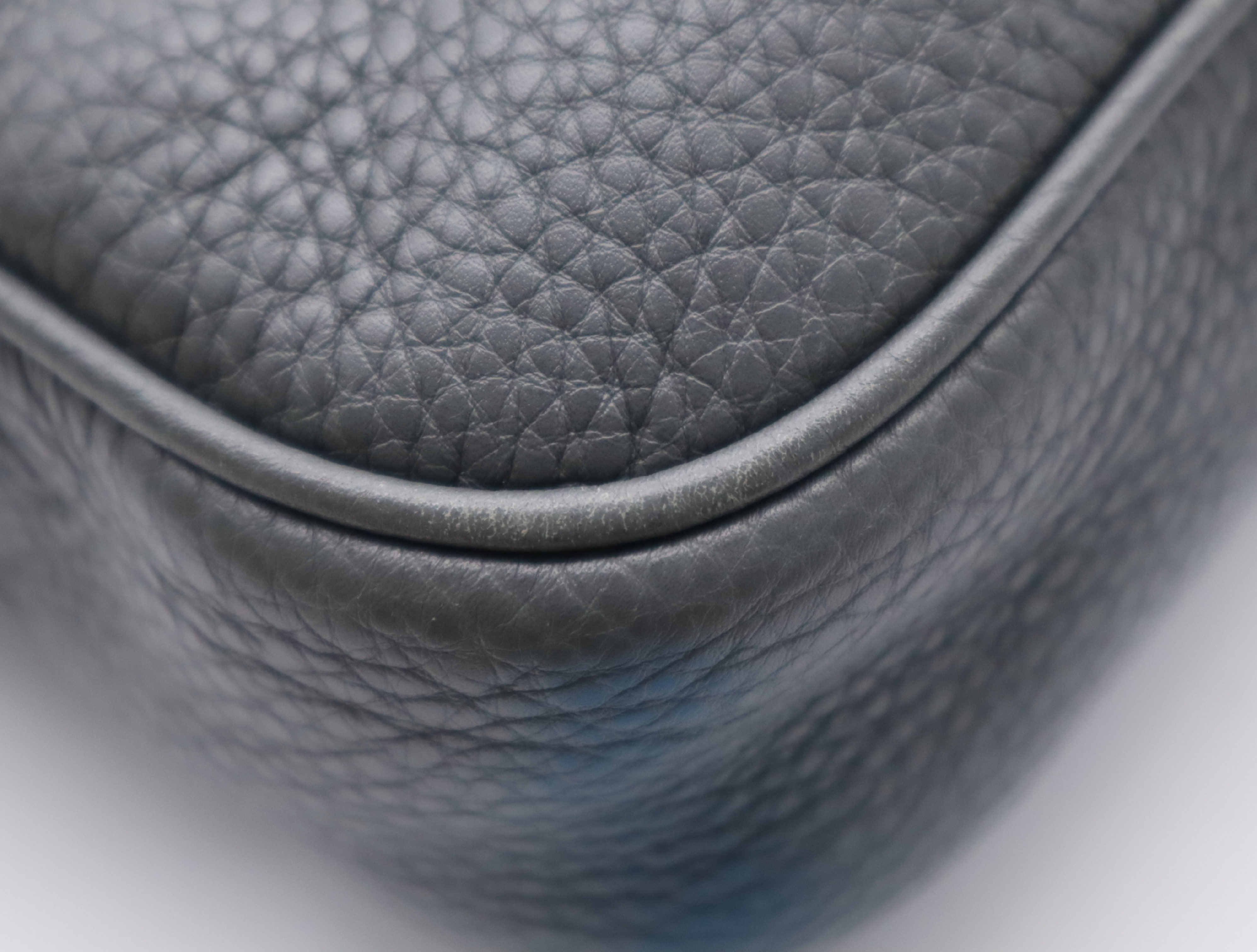 322057 Leather Interlocking G Business Bag, Gray, Silver Hardware, Shoulder Strap — view 6