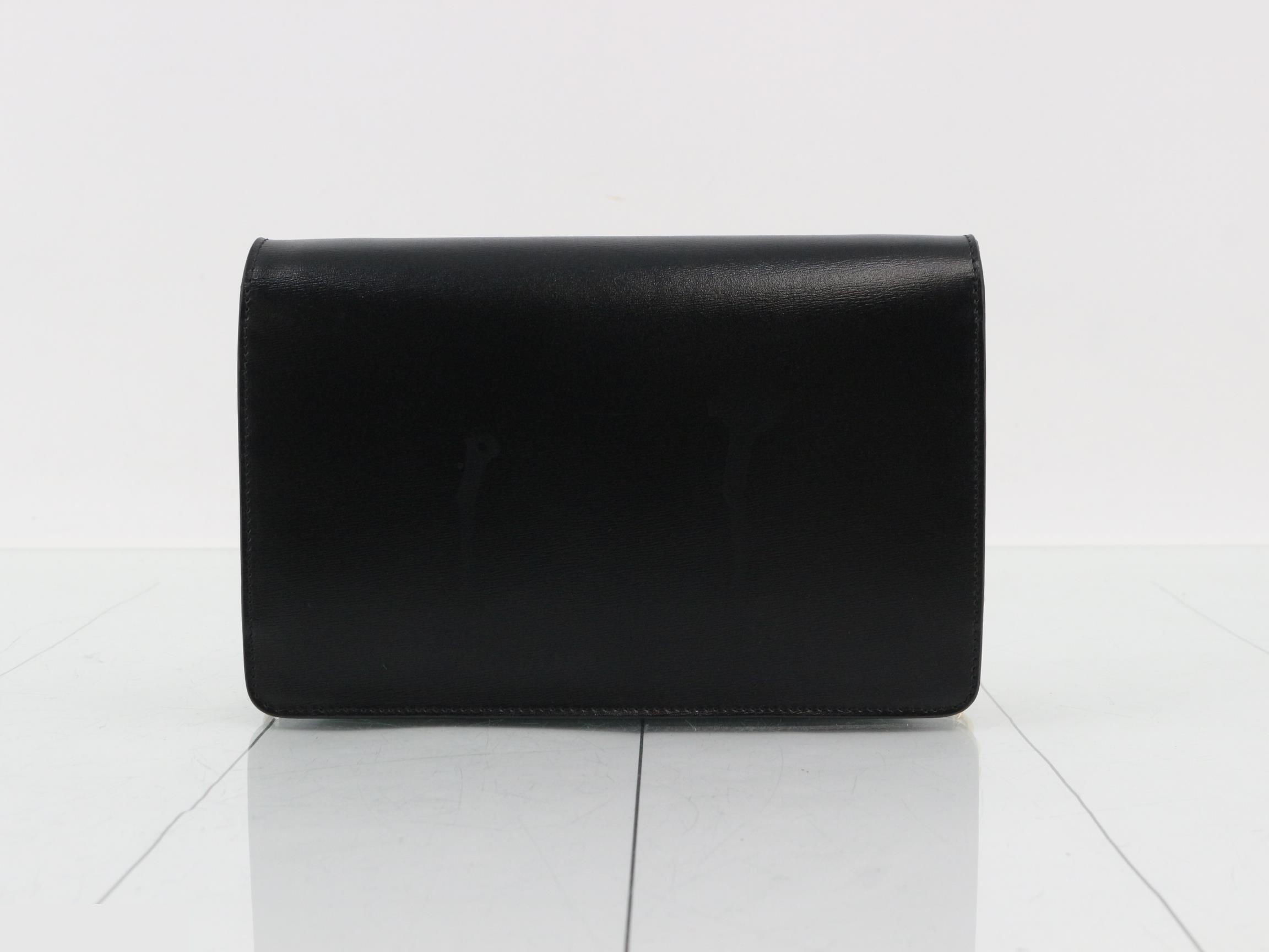 Triomphe Chain Wallet Margo Leather Chain Shoulder Bag Black — view 2