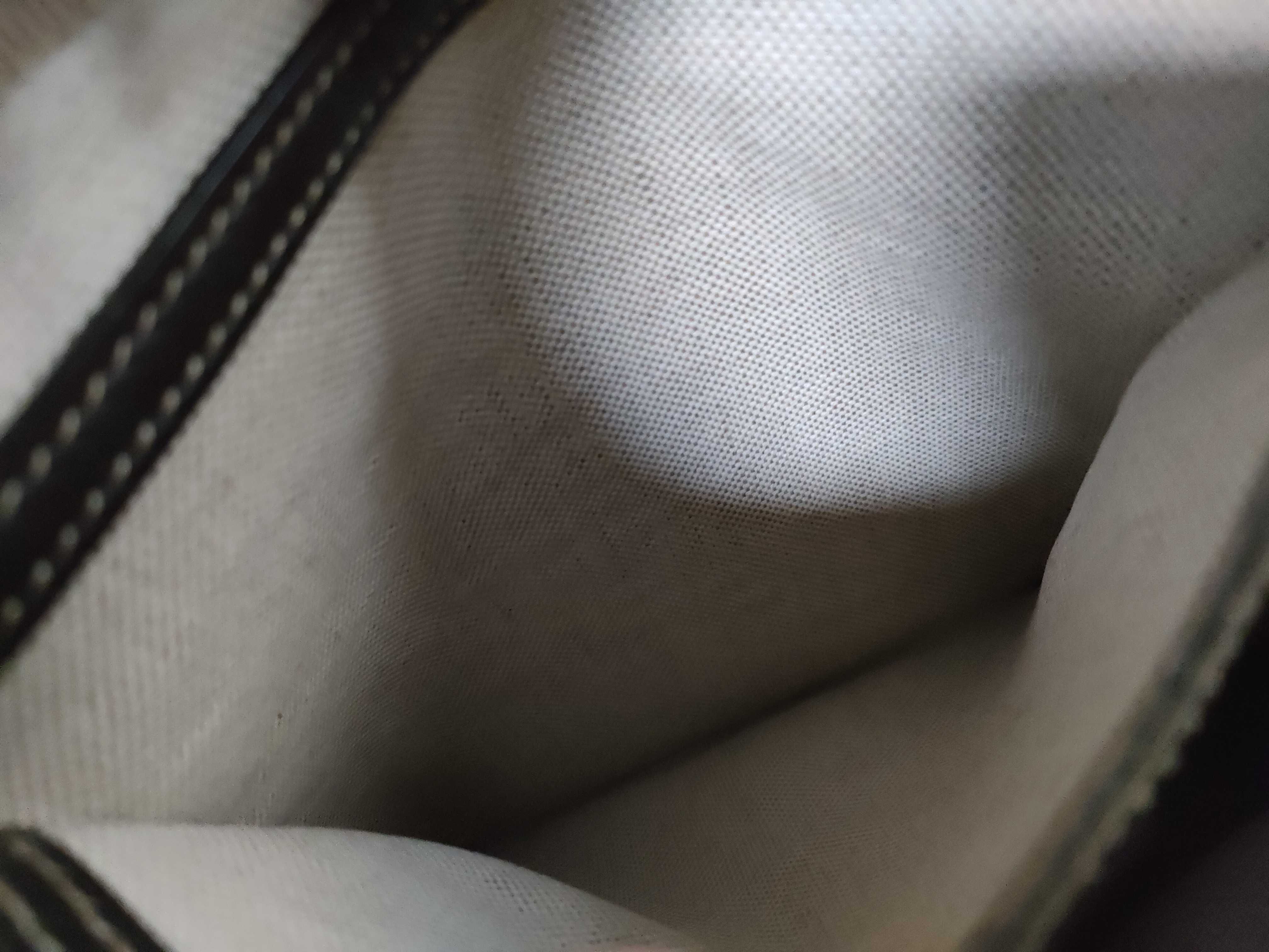 GG Supreme Gucci GG Supreme Shoulder Bag Square PVC Shoulder Bag — view 11
