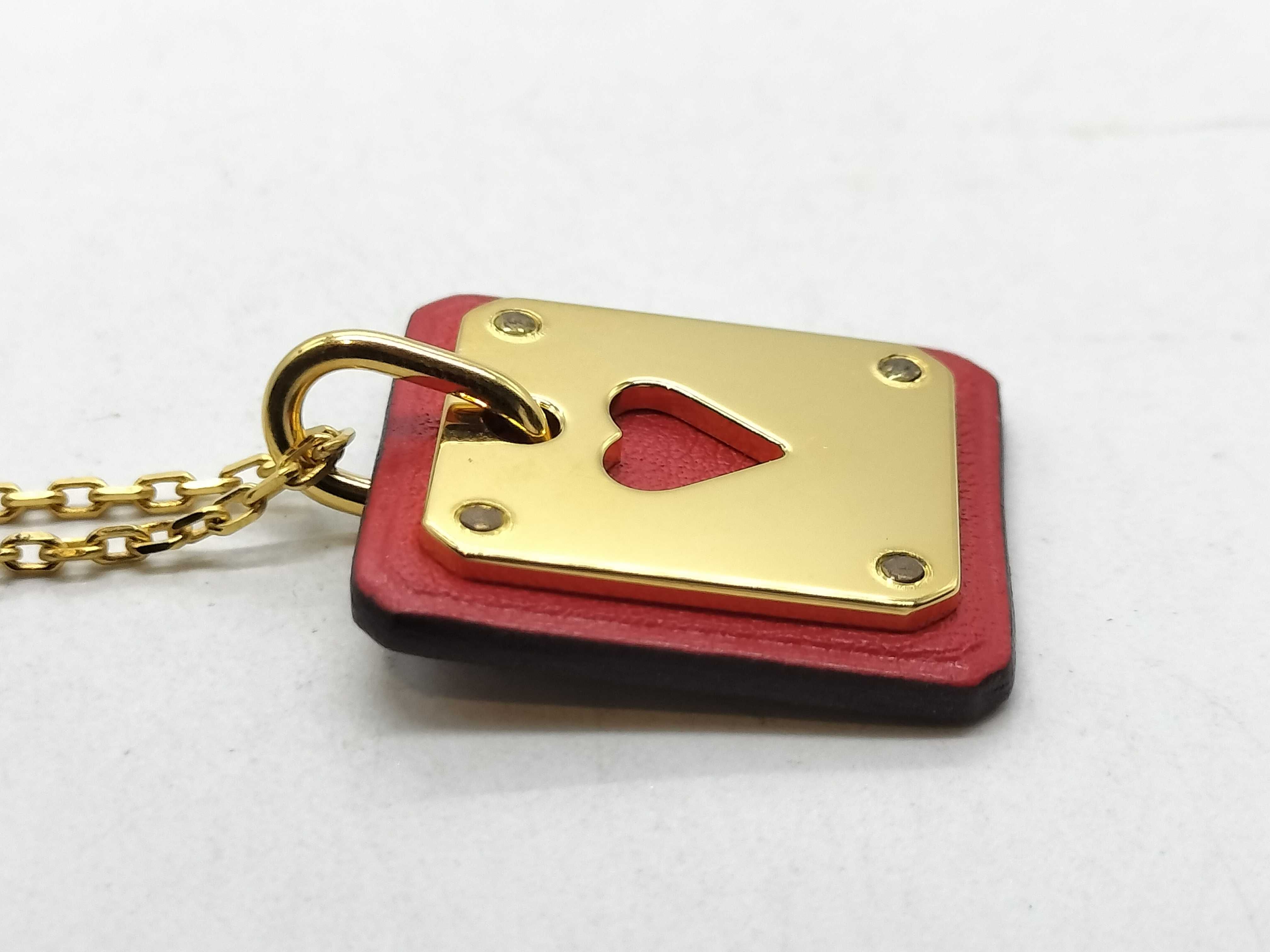 Playing Card Design/Heart Necklace — view 4
