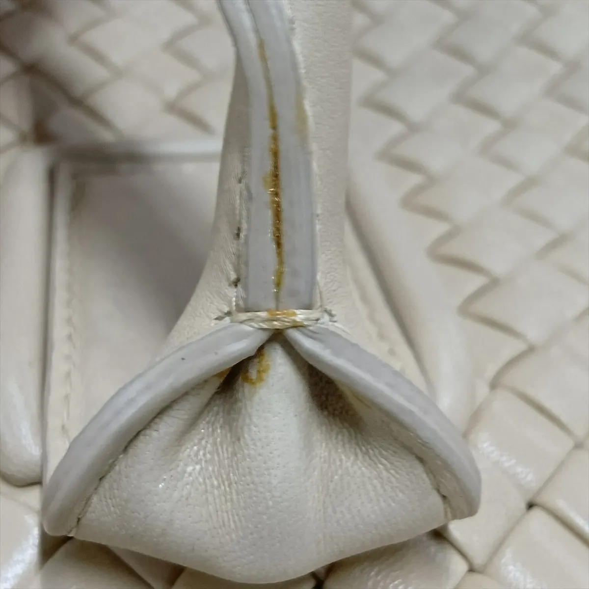 Intrecciato Leather Tote Bag, Beige — view 13