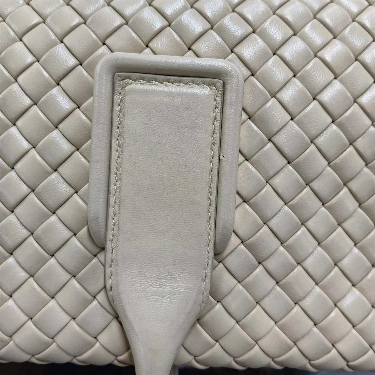 Intrecciato Leather Tote Bag, Beige — view 14