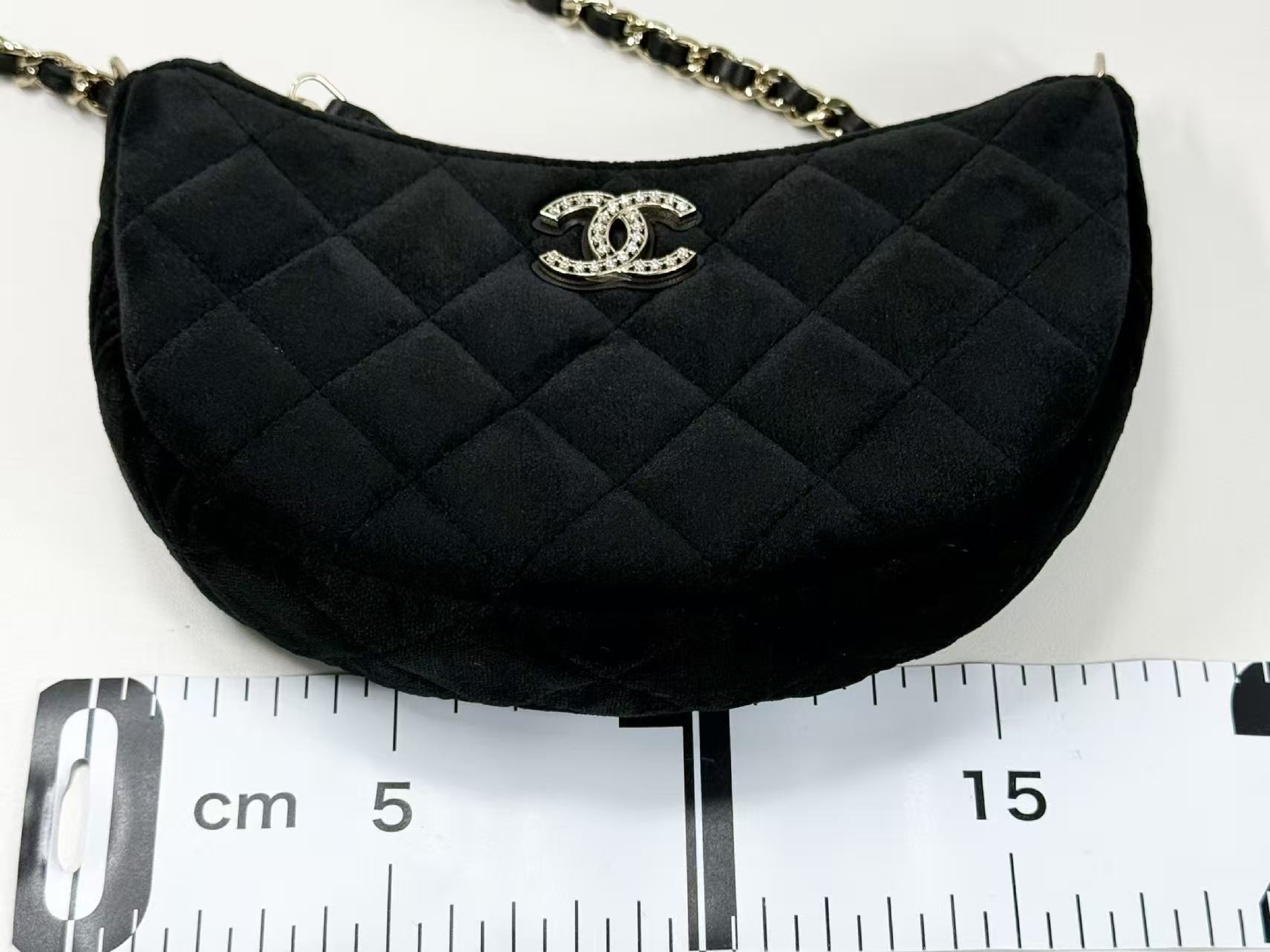 Stored Item, Black Matelassé Velour Hobo Bag, VIP G, W17/H11/D3cm (approx.), with dust bag and serial ID, Gold hardware, Shoulder strap, E5PT75AH. — view 3
