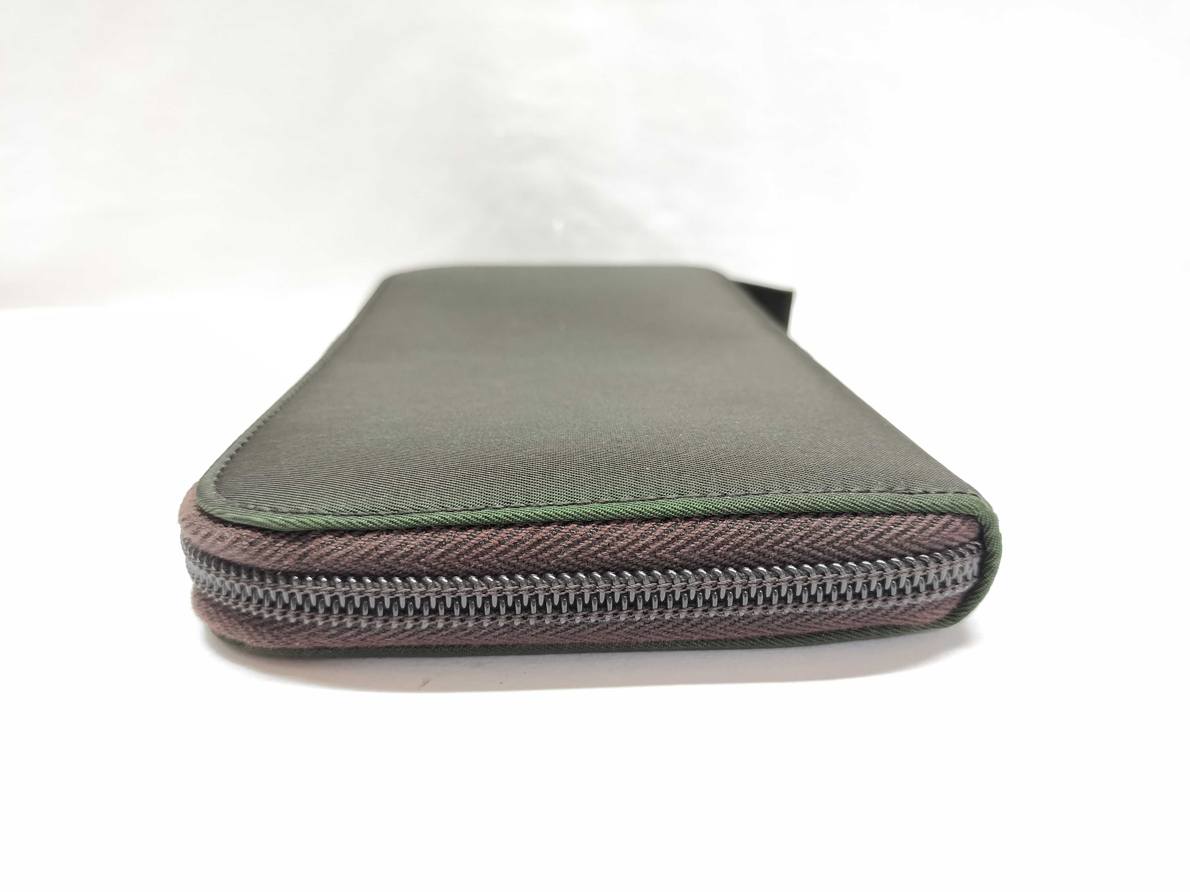 wallet — view 5