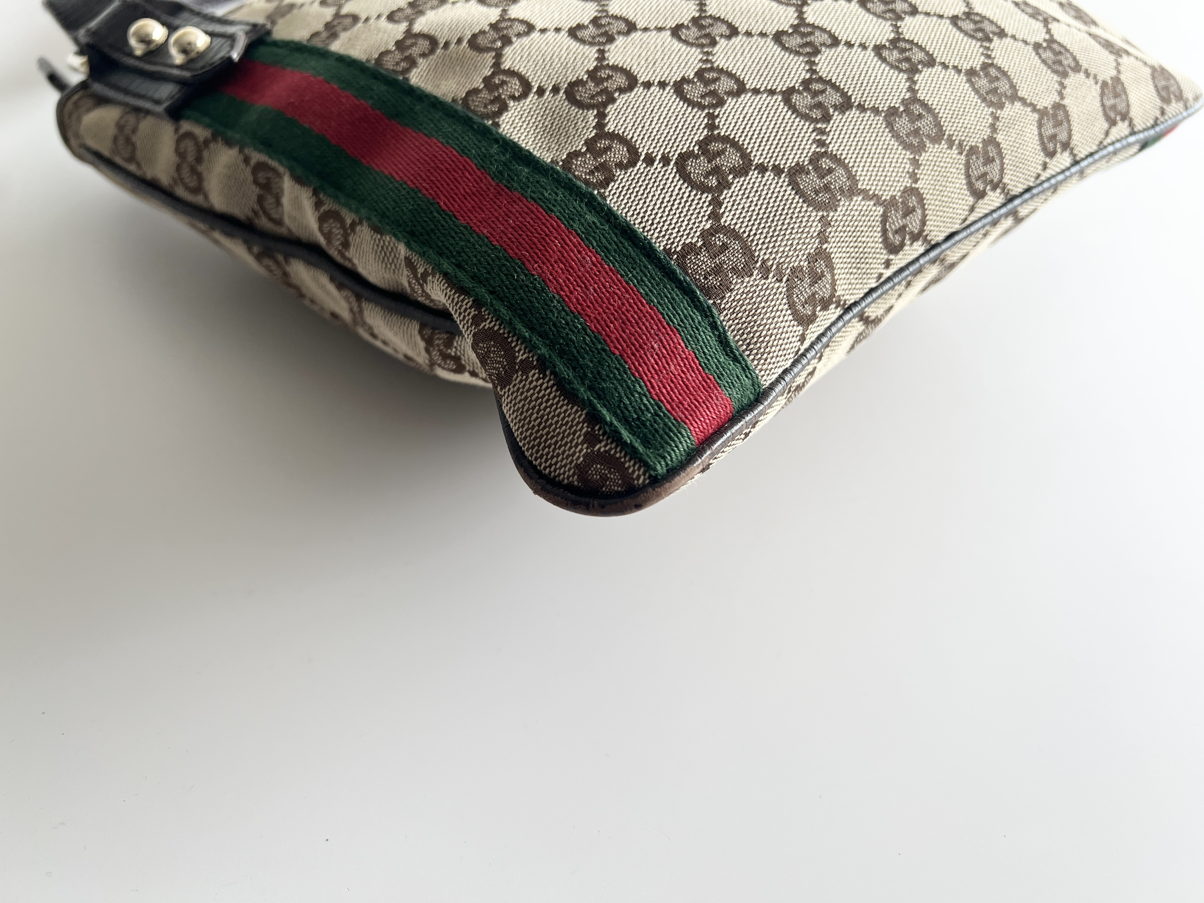 Sherry Line GG Charm Canvas Leather Shoulder Bag Messenger Bag Sacoche Shoulder Bag — view 12