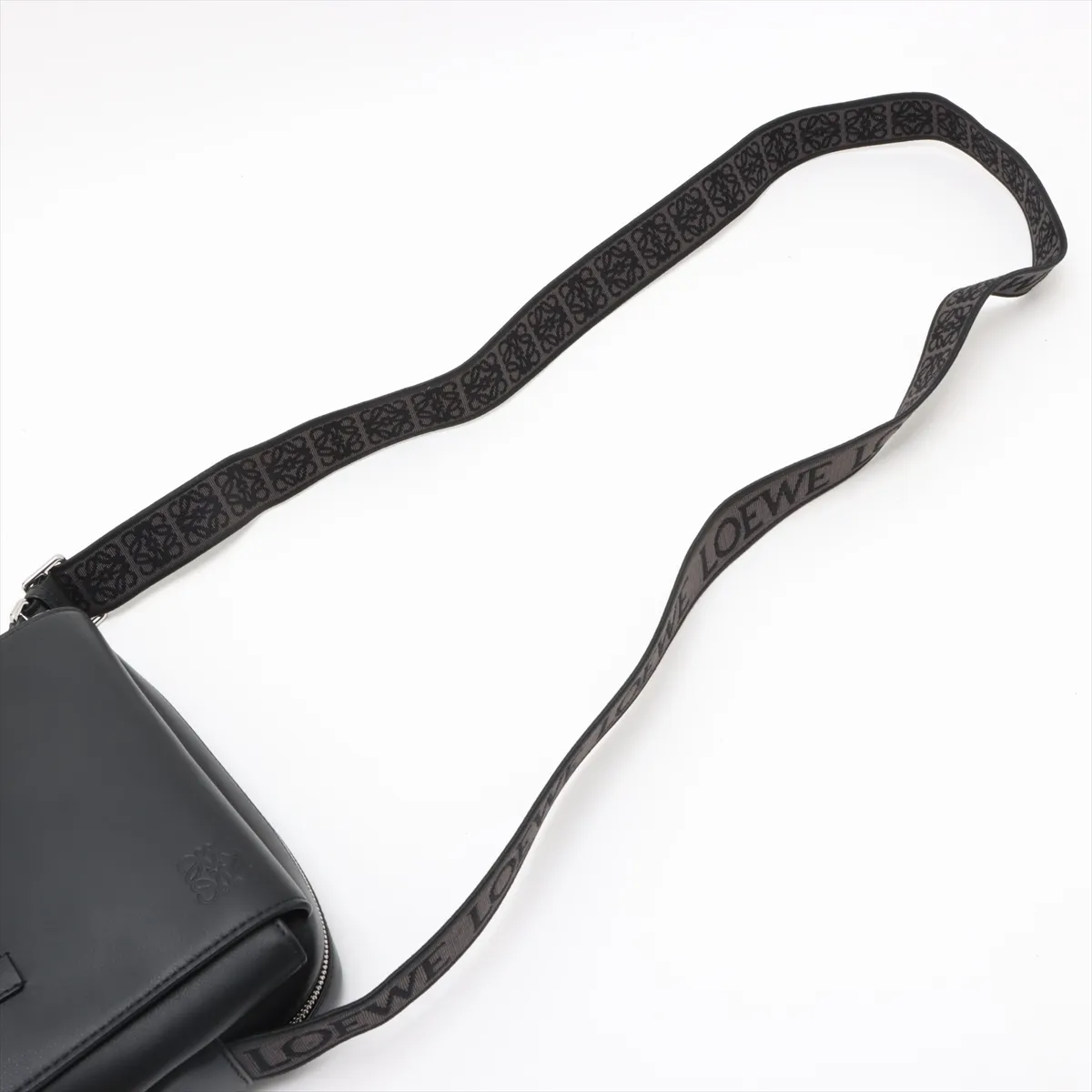 Military Messenger Bag Leather Shoulder Bag Black — view 5
