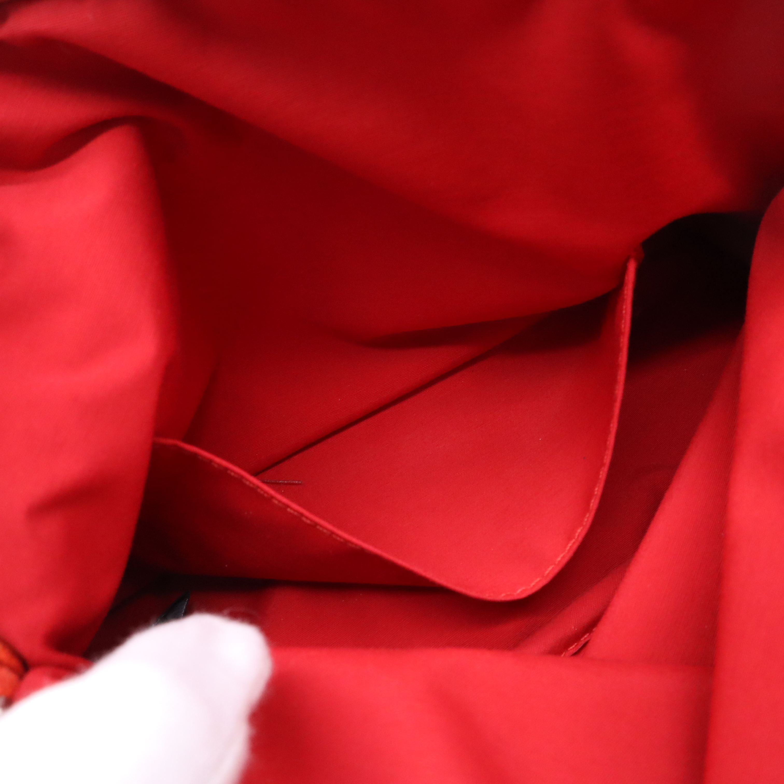 Bolide Pouch 20 Silk Red with Box — view 9