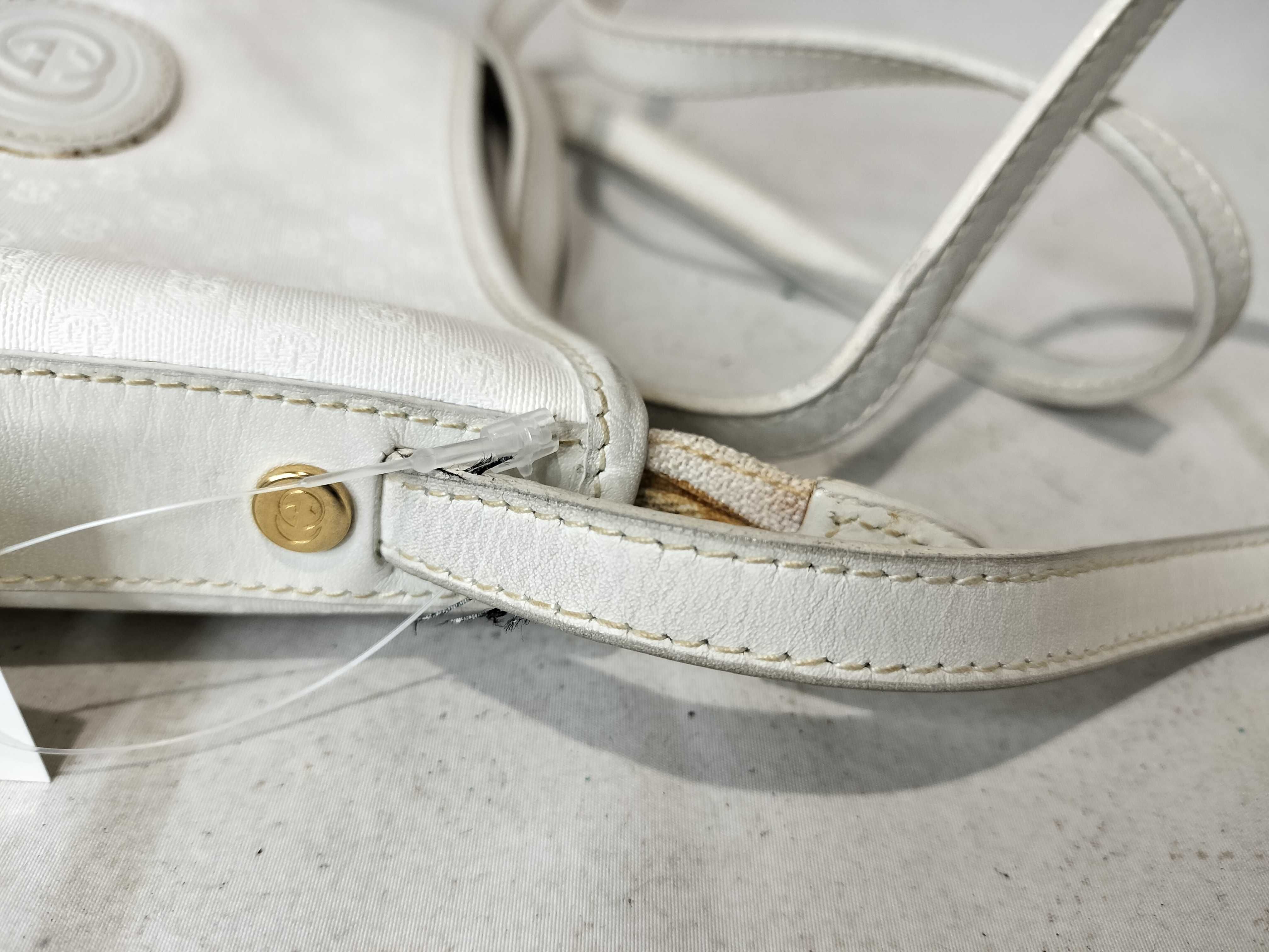 GG Supreme 007・89・1095 White Shoulder Bag — view 6