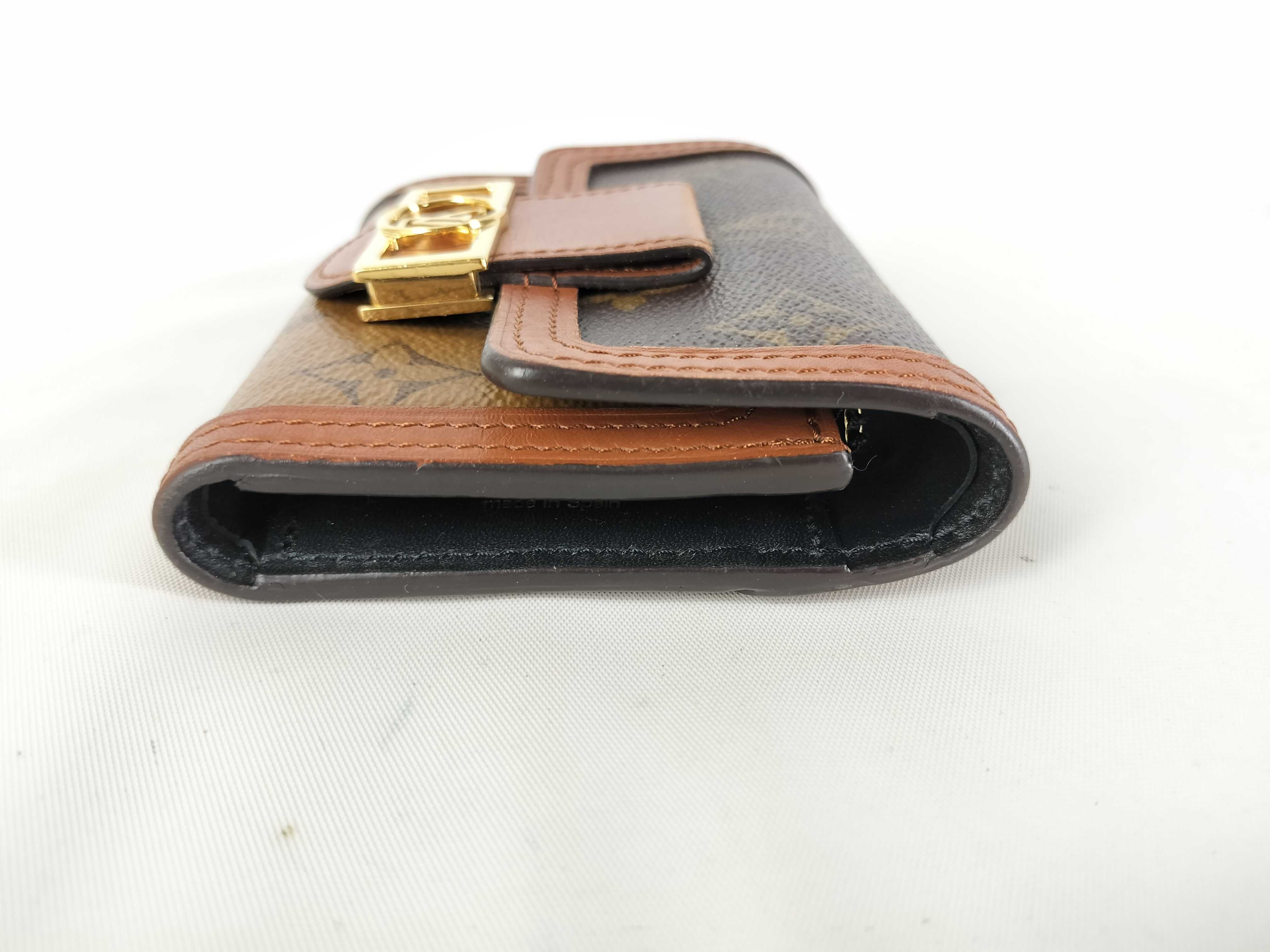 Monogram Reverse Portefeuille Dauphine Compact Wallet — view 3