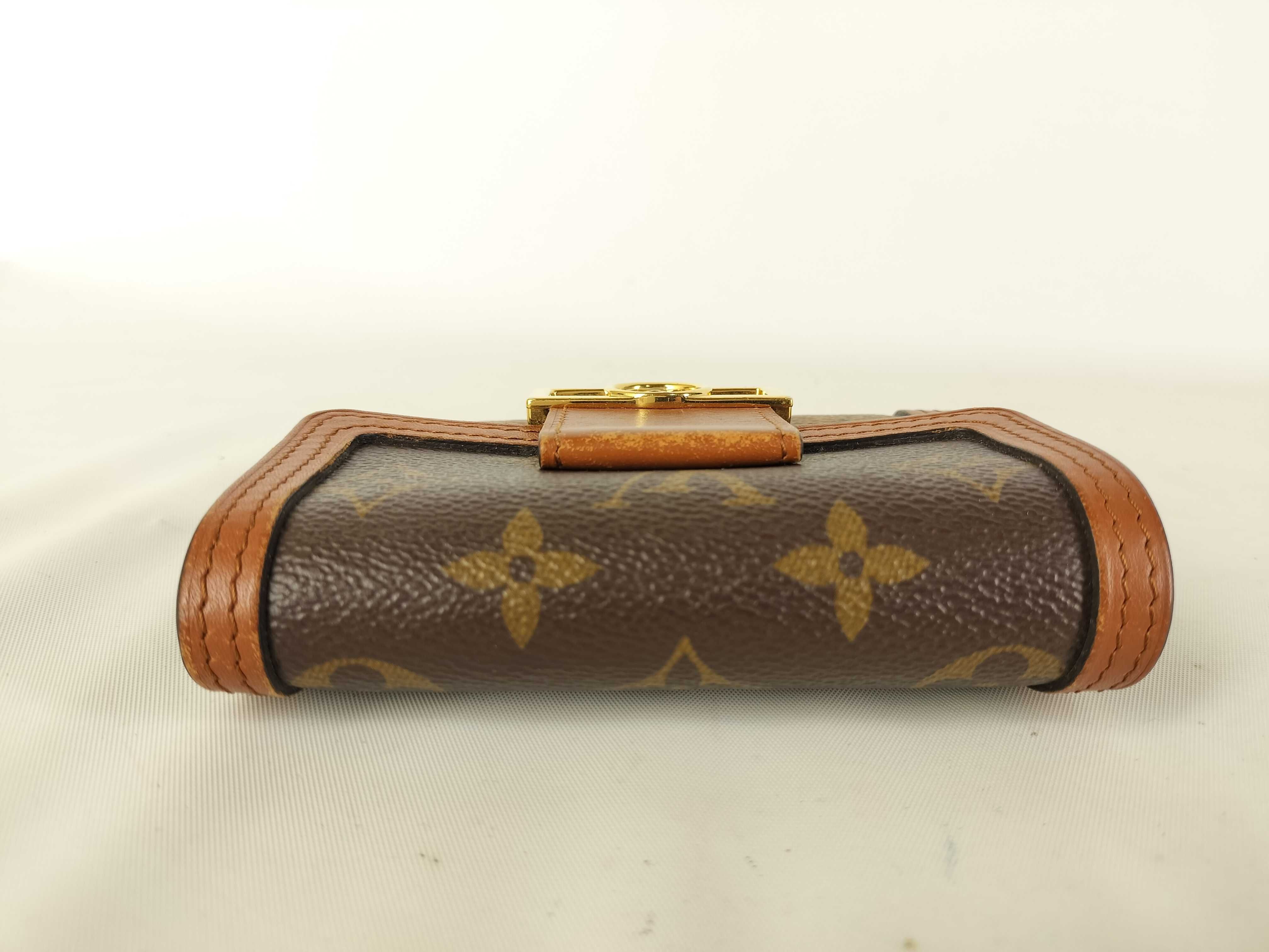 Monogram Reverse Portefeuille Dauphine Compact Wallet — view 5