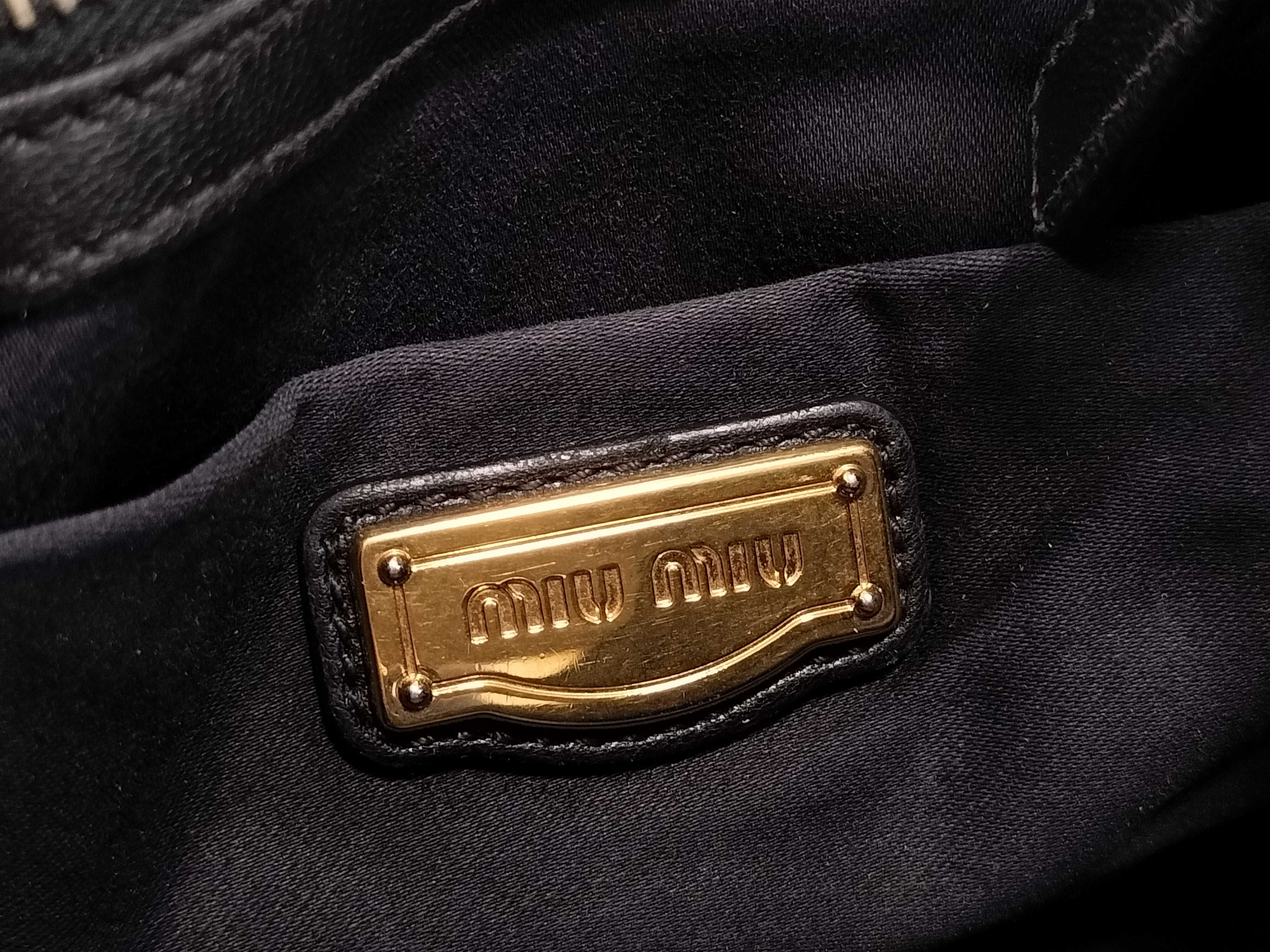 Gathered Leather Handbag Shoulder Bag Black Serial Handbag — view 11