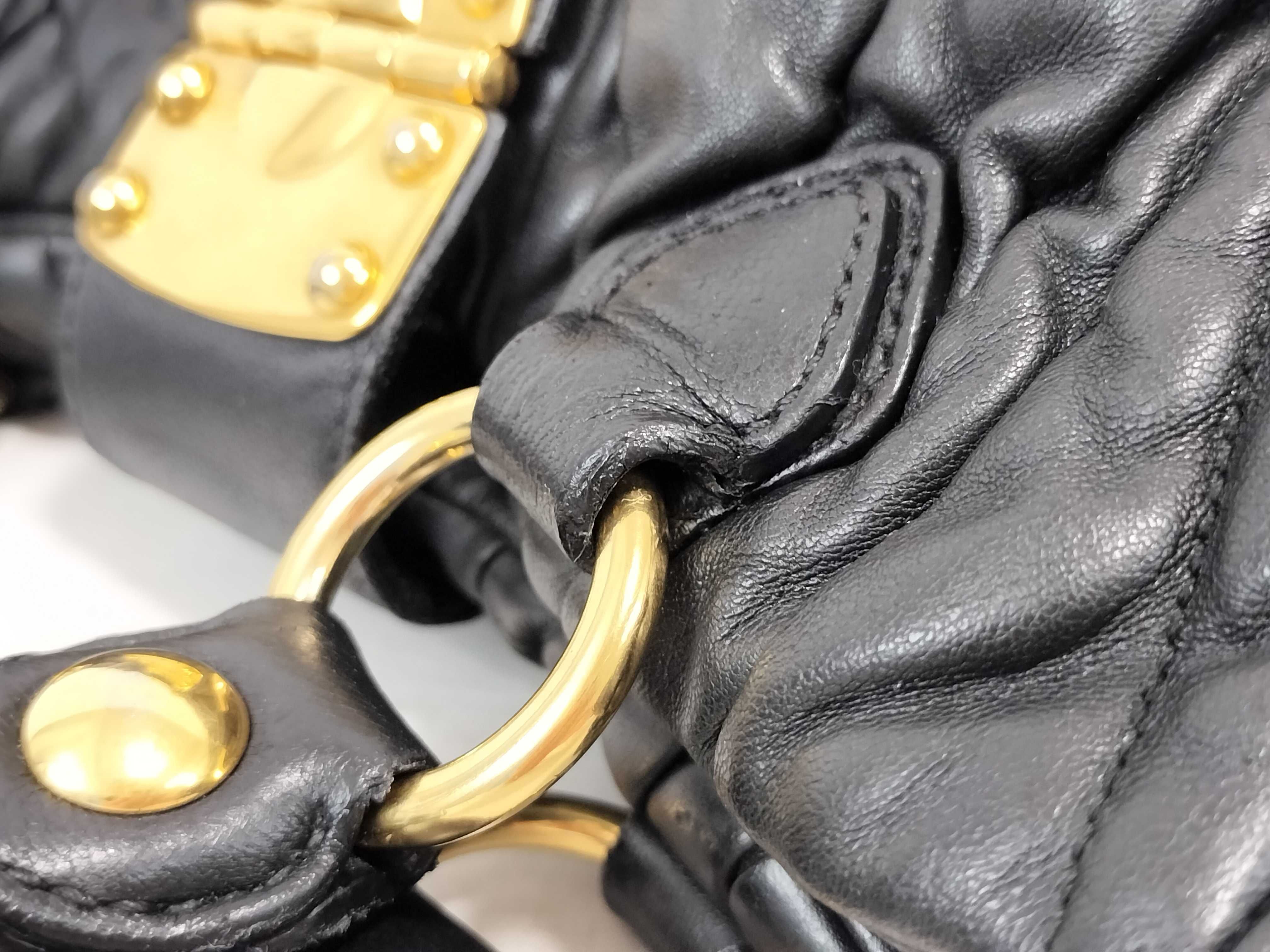 Gathered Leather Handbag Shoulder Bag Black Serial Handbag — view 5