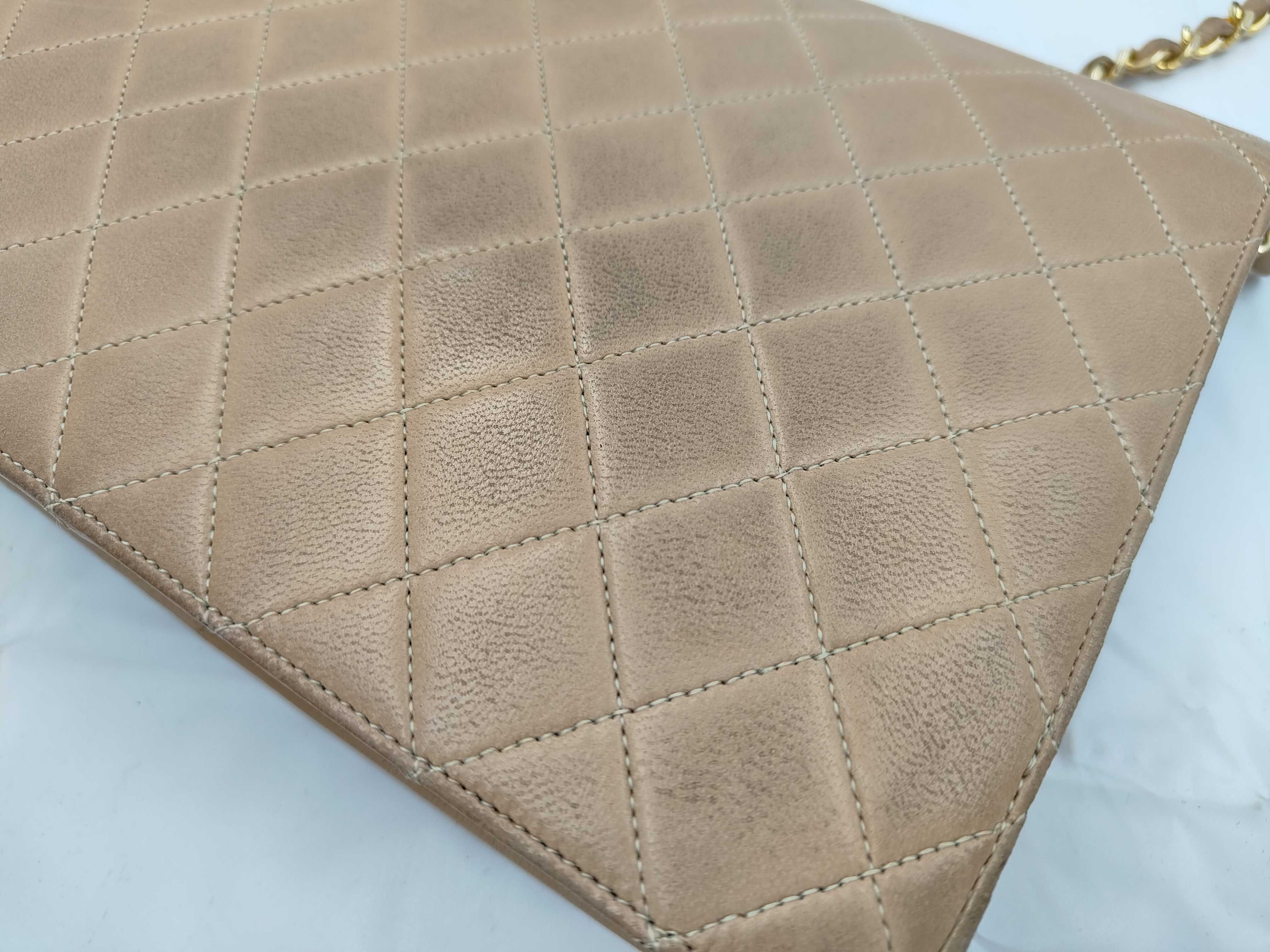 Matelassé Push Beige Shoulder Bag — view 14