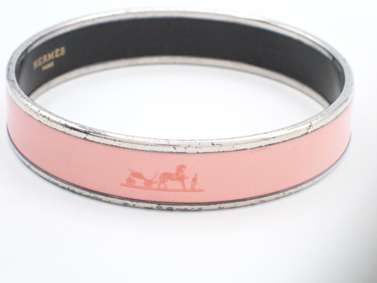Stainless steel bangle, wrist circumference approximately 20 cm — view 3