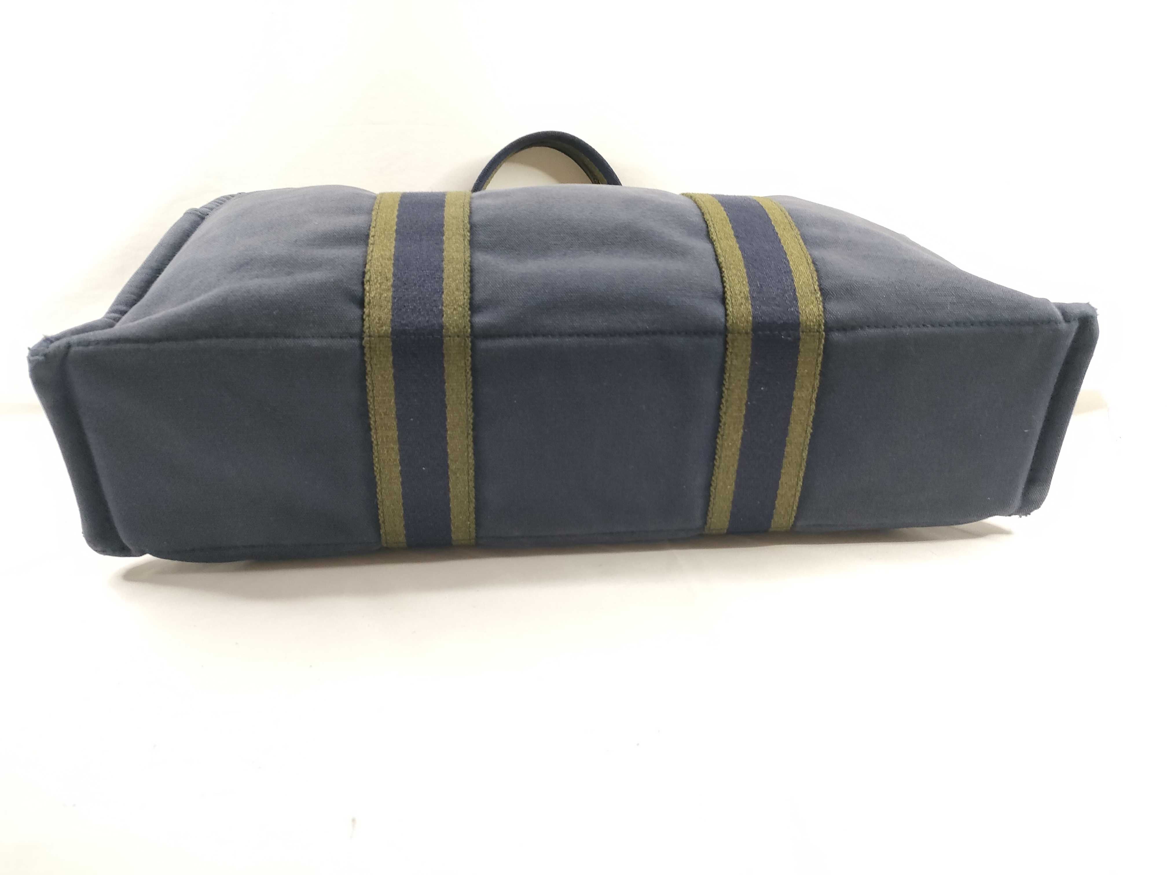 Fourre-Tout Hermes Fourre-Tout MM Handbag B Tote Bag — view 4