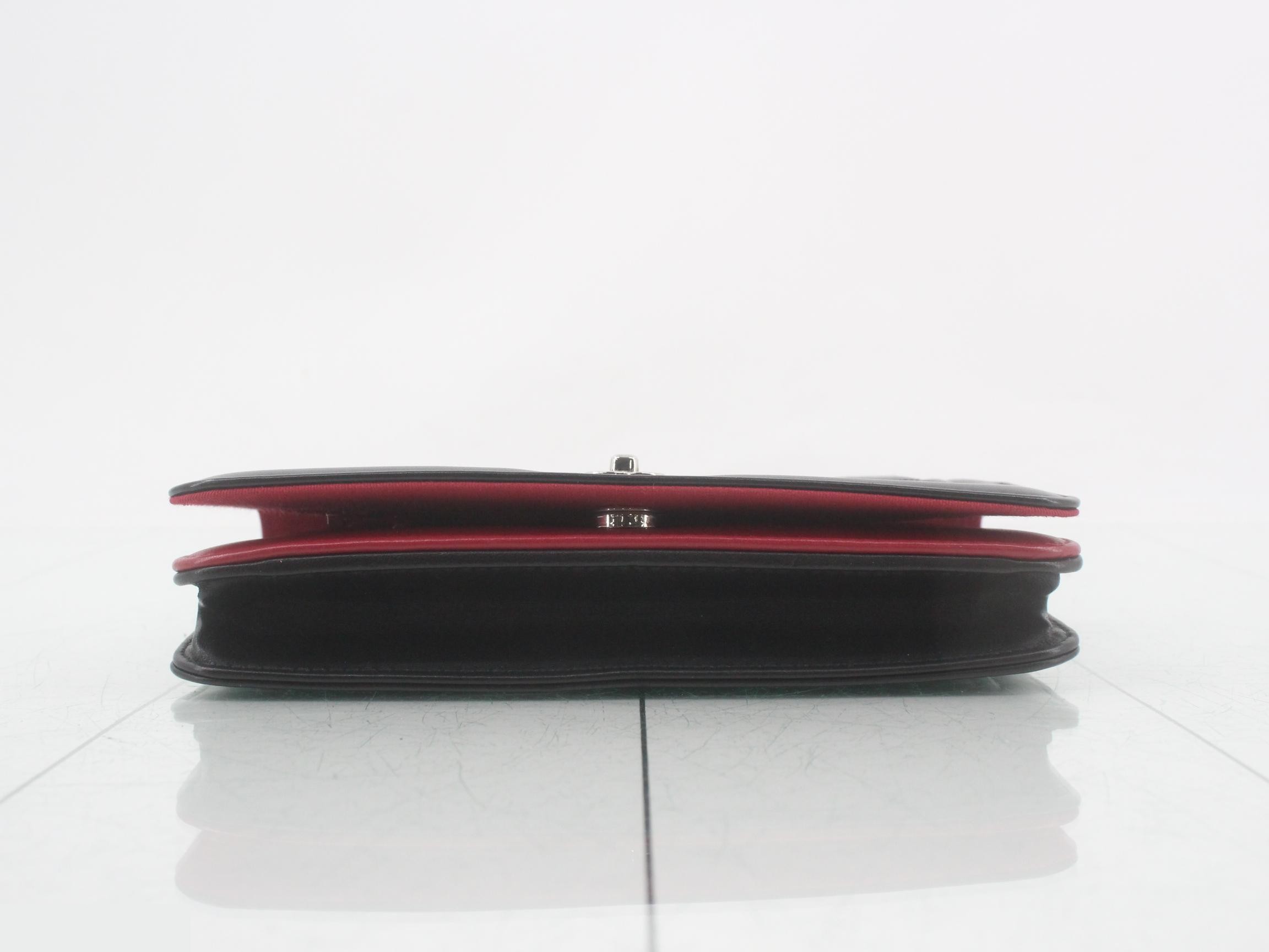 Lambskin Turnlock Motif Chain Wallet — view 3