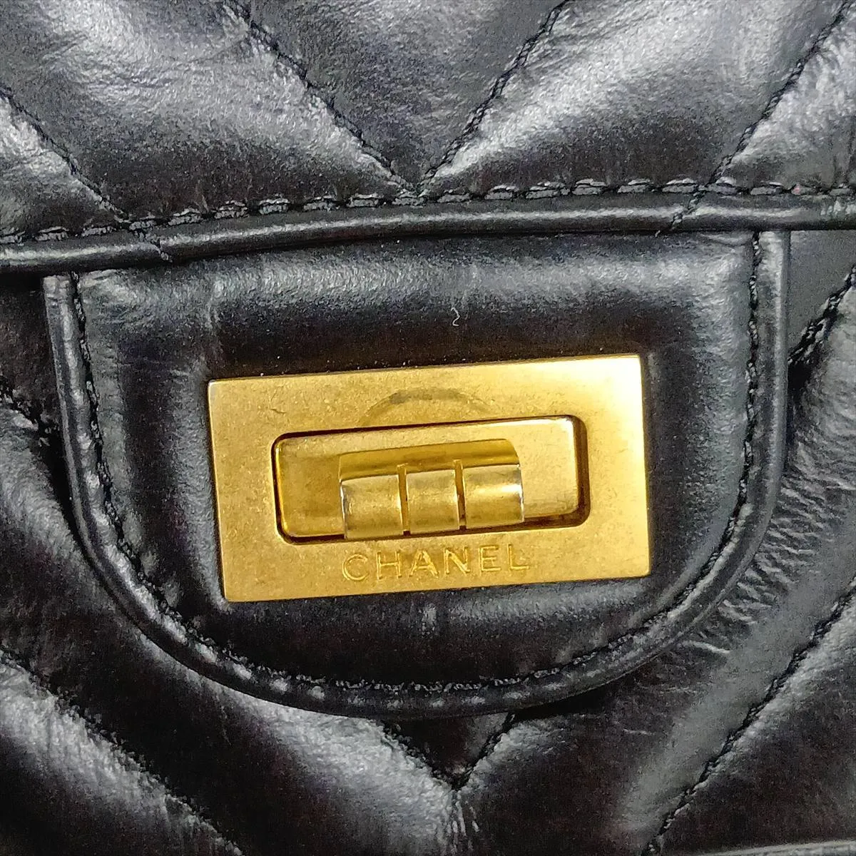 Matelassé 2.55 Mini Lambskin Chain Shoulder Bag, Chevron Black with Gold Hardware, GAHXX3T0, Random Plate, AS0874 — view 9