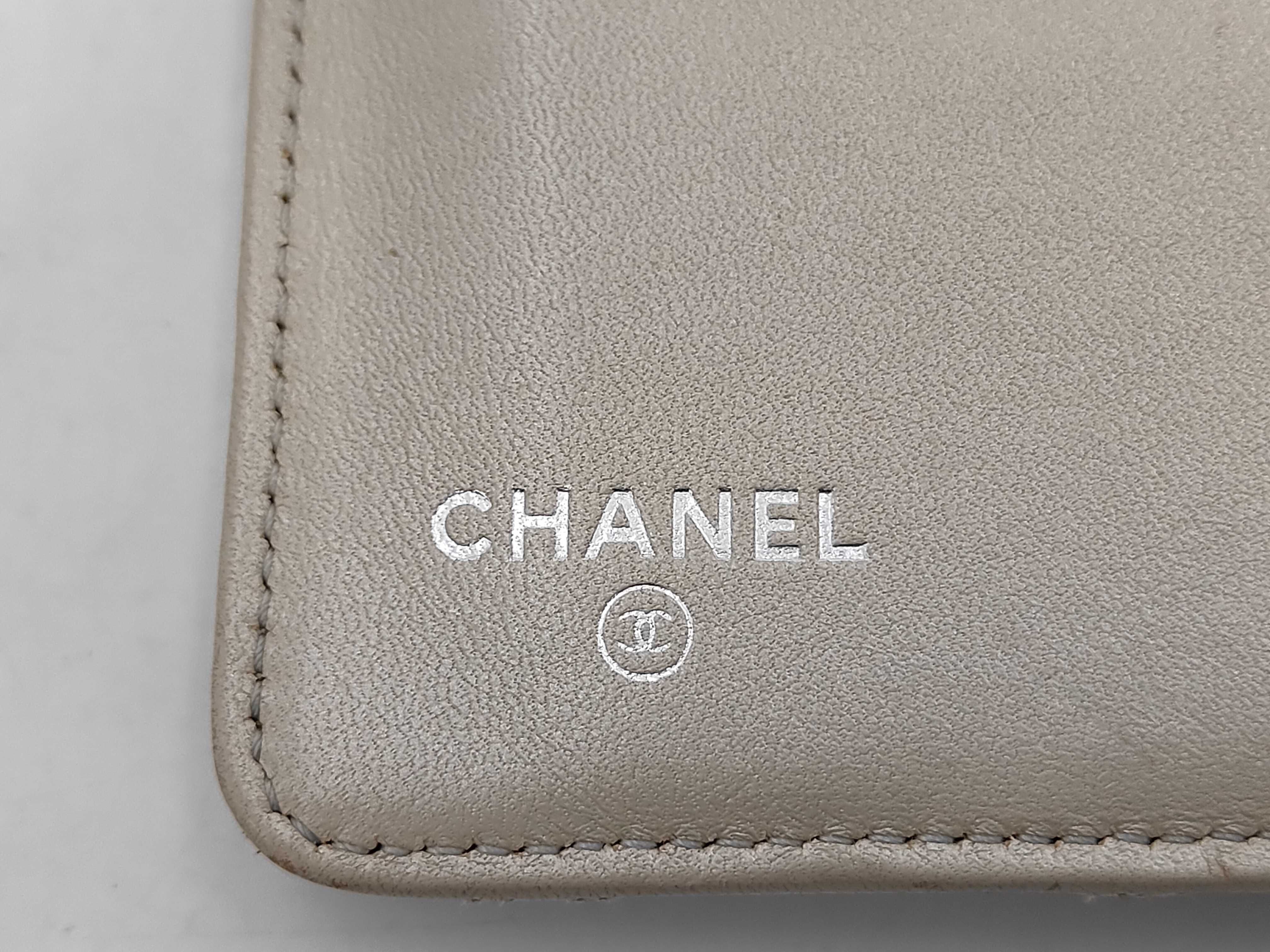 wallet — view 12