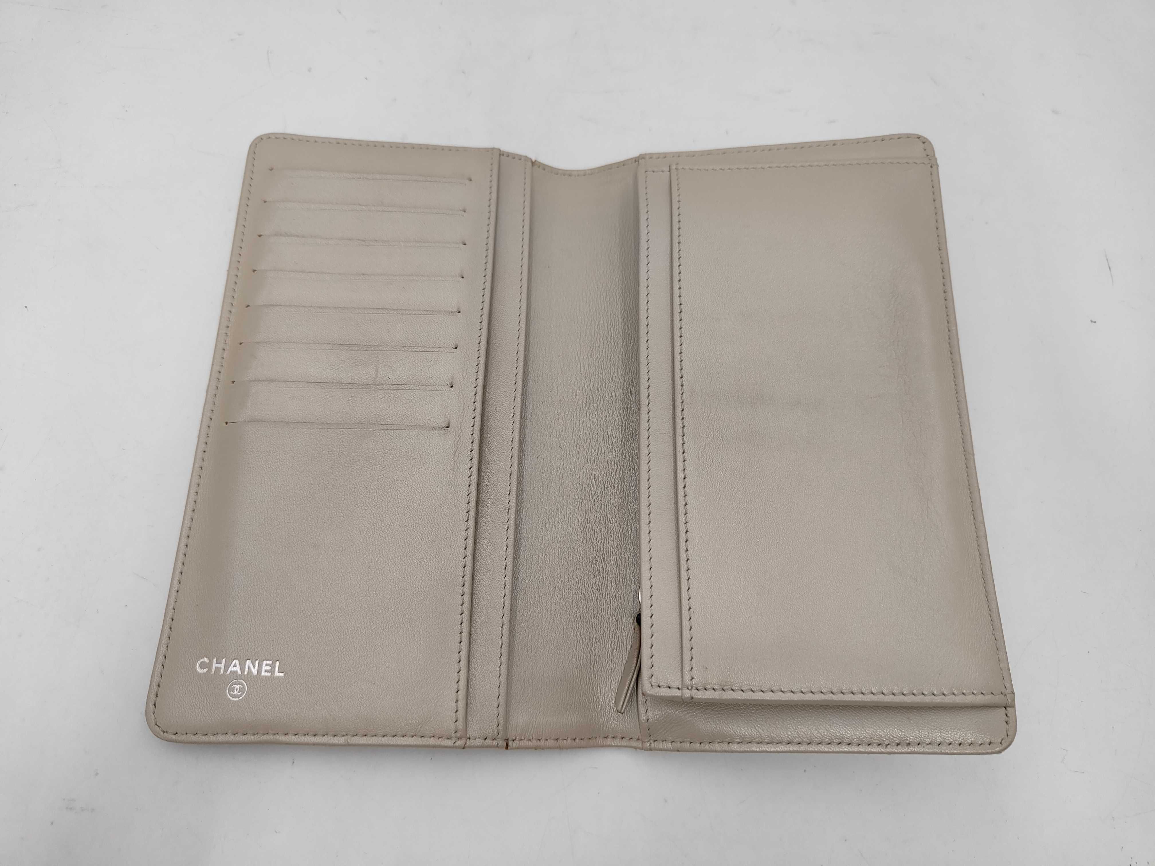 wallet — view 7