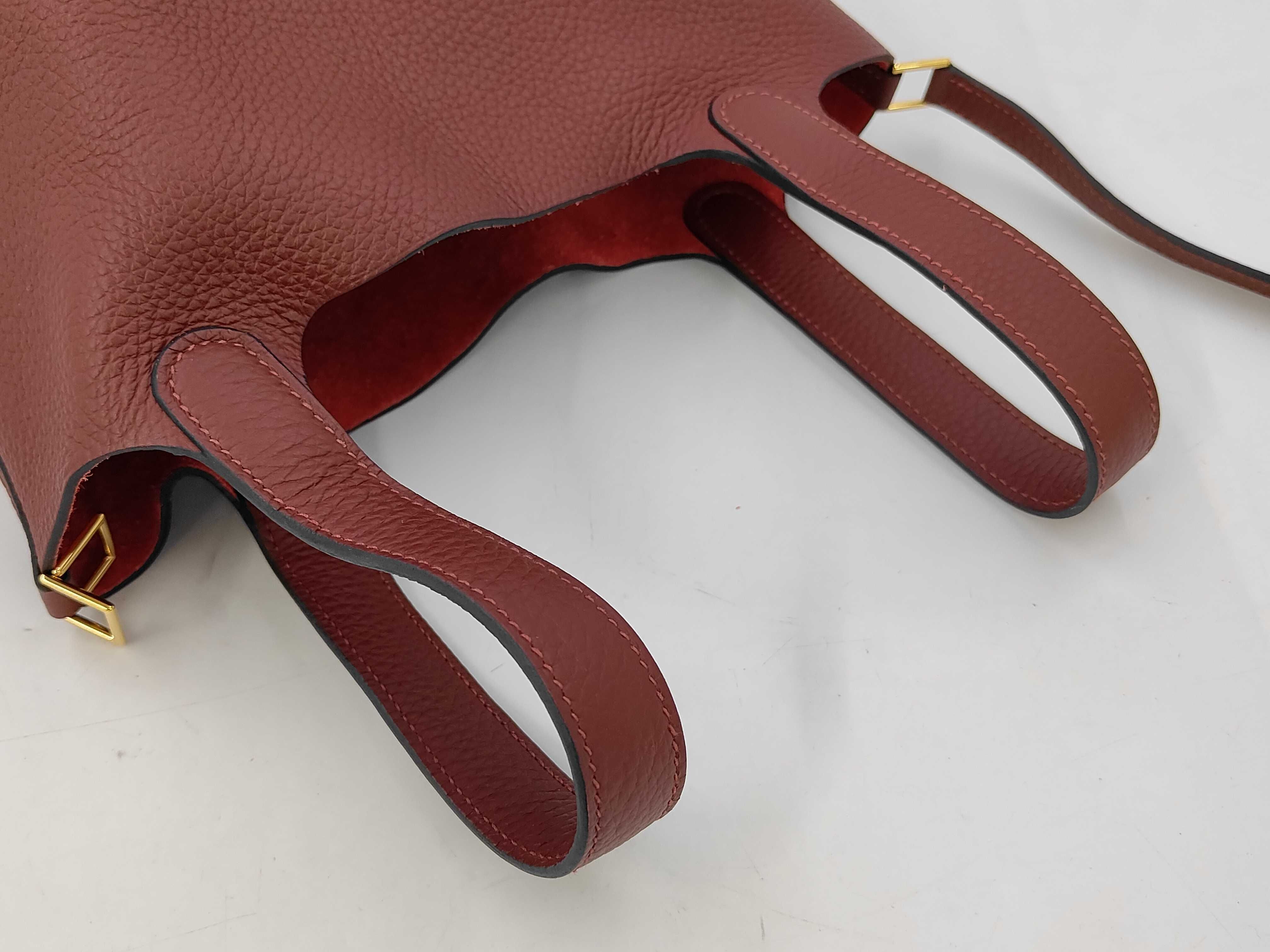 Picotin Lock PM Taurillon Leather Rouge H Gold Hardware U Stamp Handbag — view 3