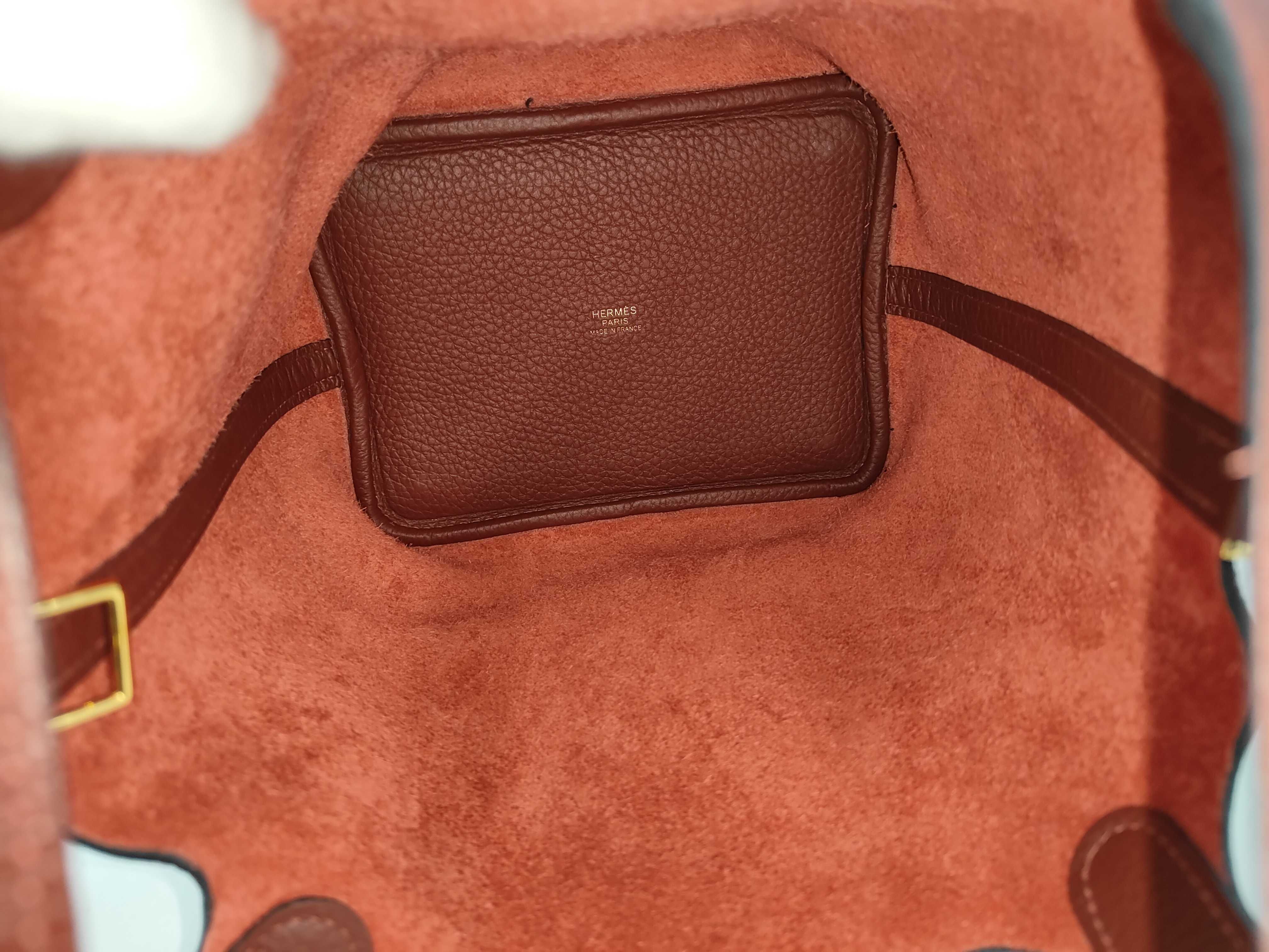 Picotin Lock PM Taurillon Leather Rouge H Gold Hardware U Stamp Handbag — view 6