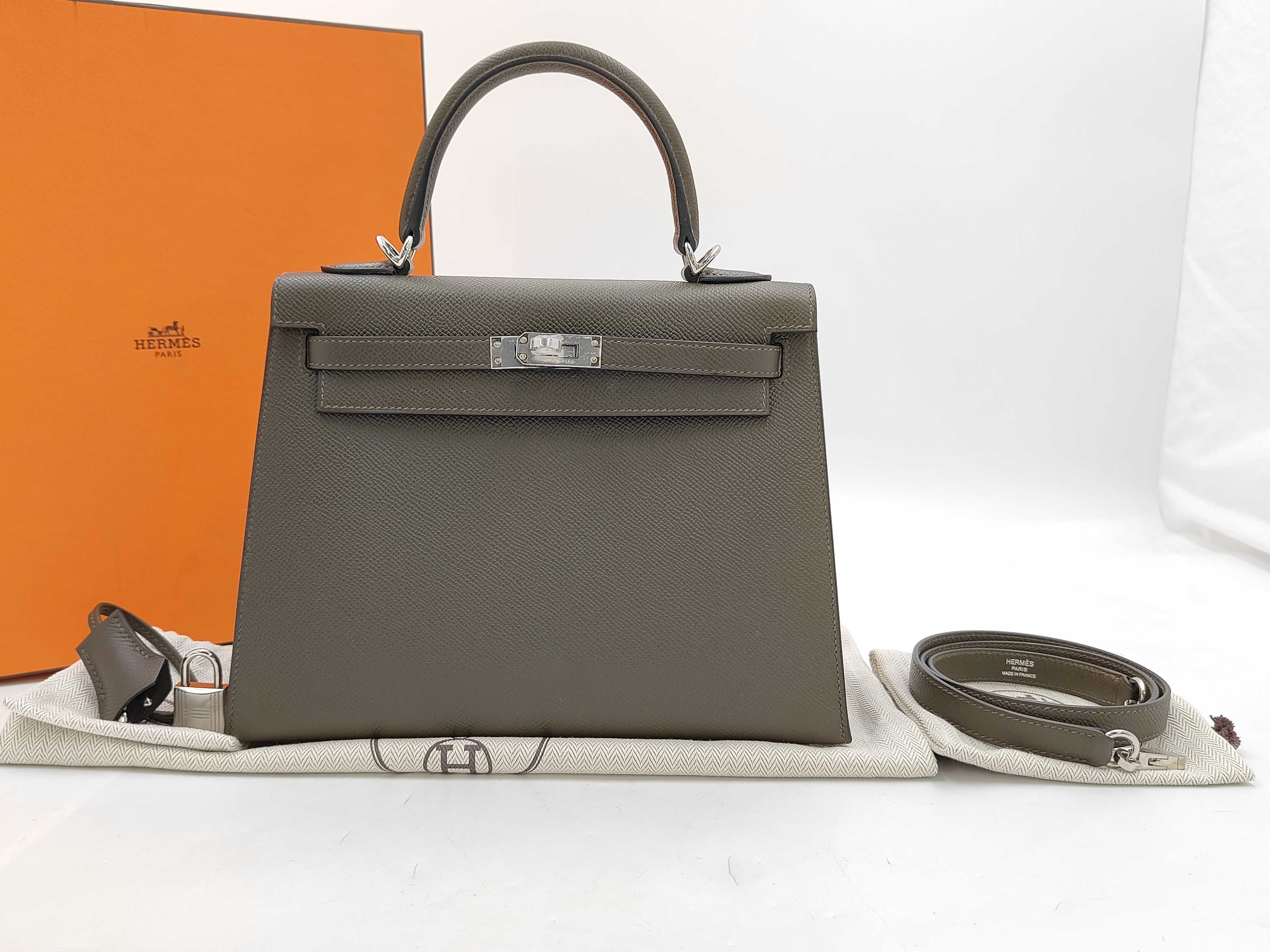 Kelly 25 Epsom Leather Vert Roden Silver Hardware G Stamp Handbag