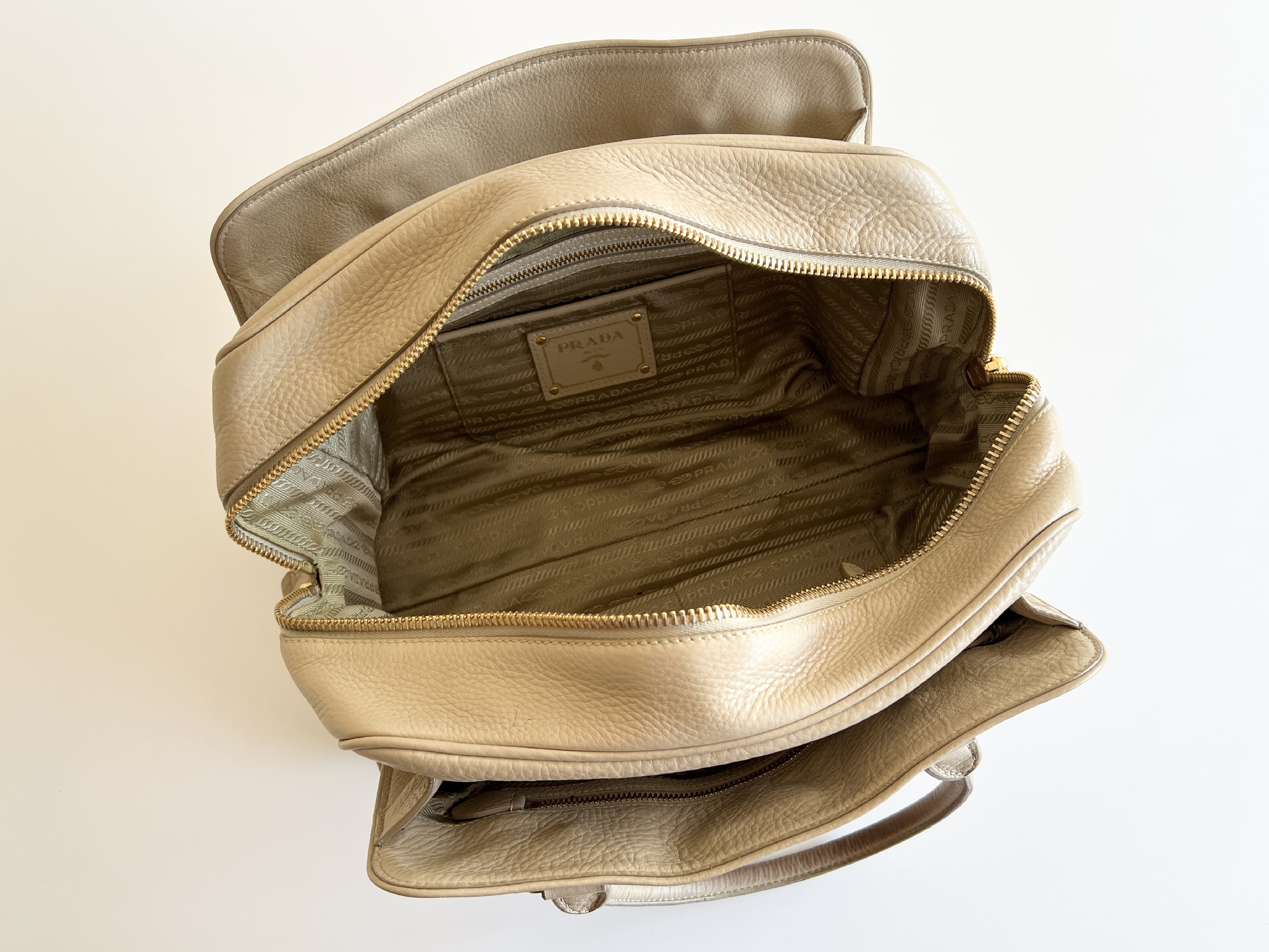 Vitello Daino Leather Logo Mini Boston Bag Handbag Tote Bag — view 4