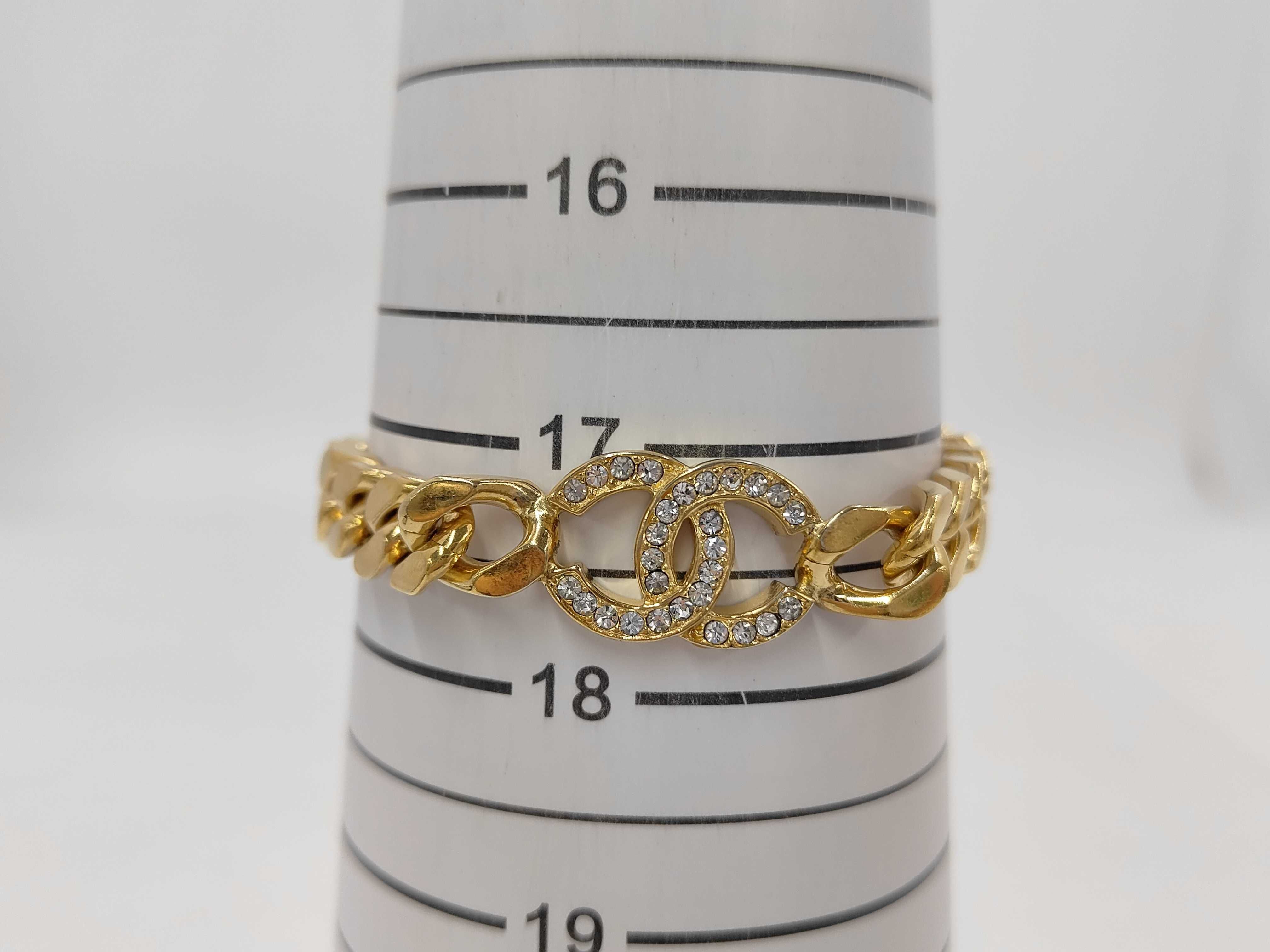 bracelet with Coco Mark and rhinestones, gold, engraved with 3020. — view 5