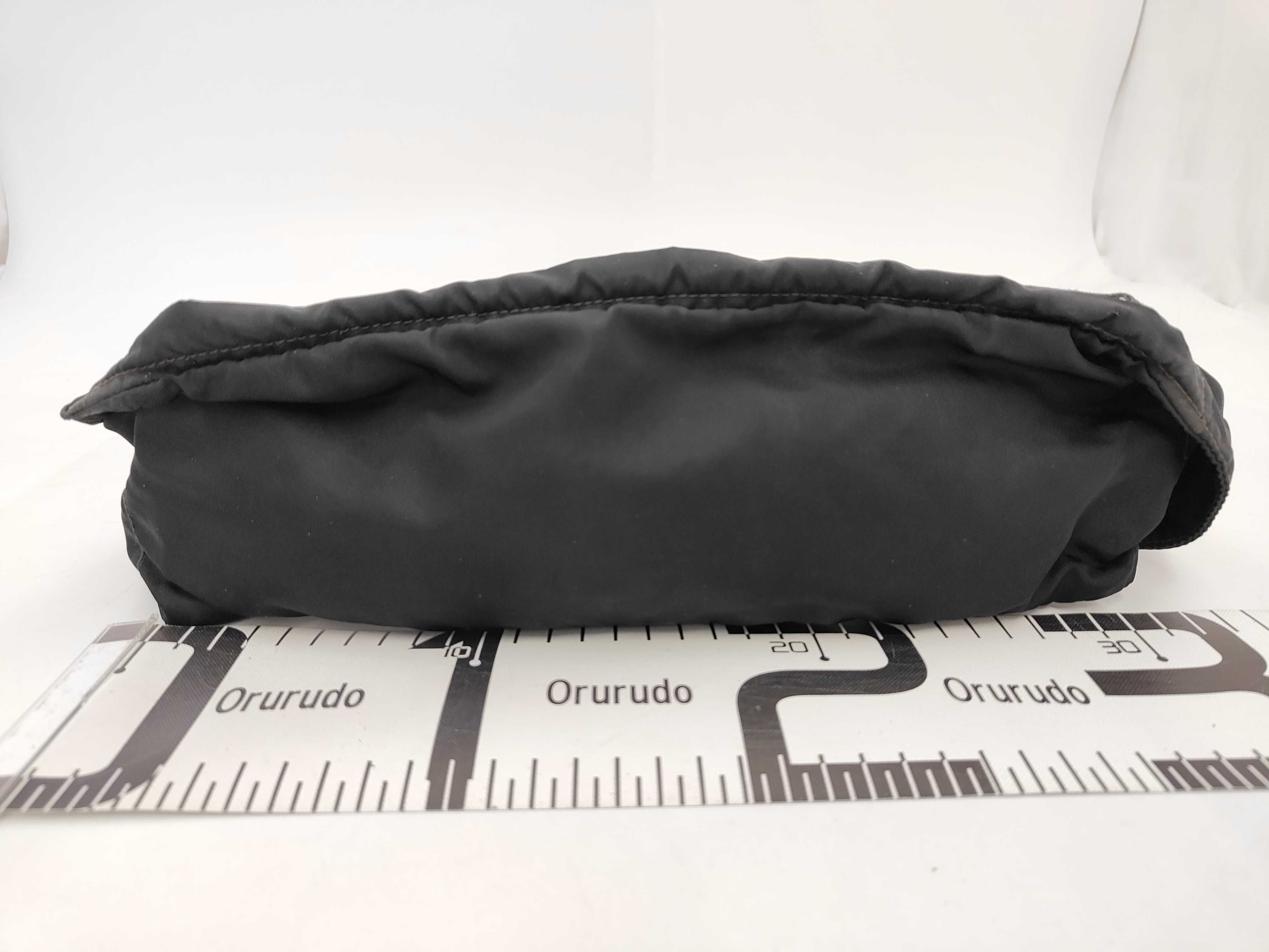 Nylon Body Bag Waist Bag — view 2