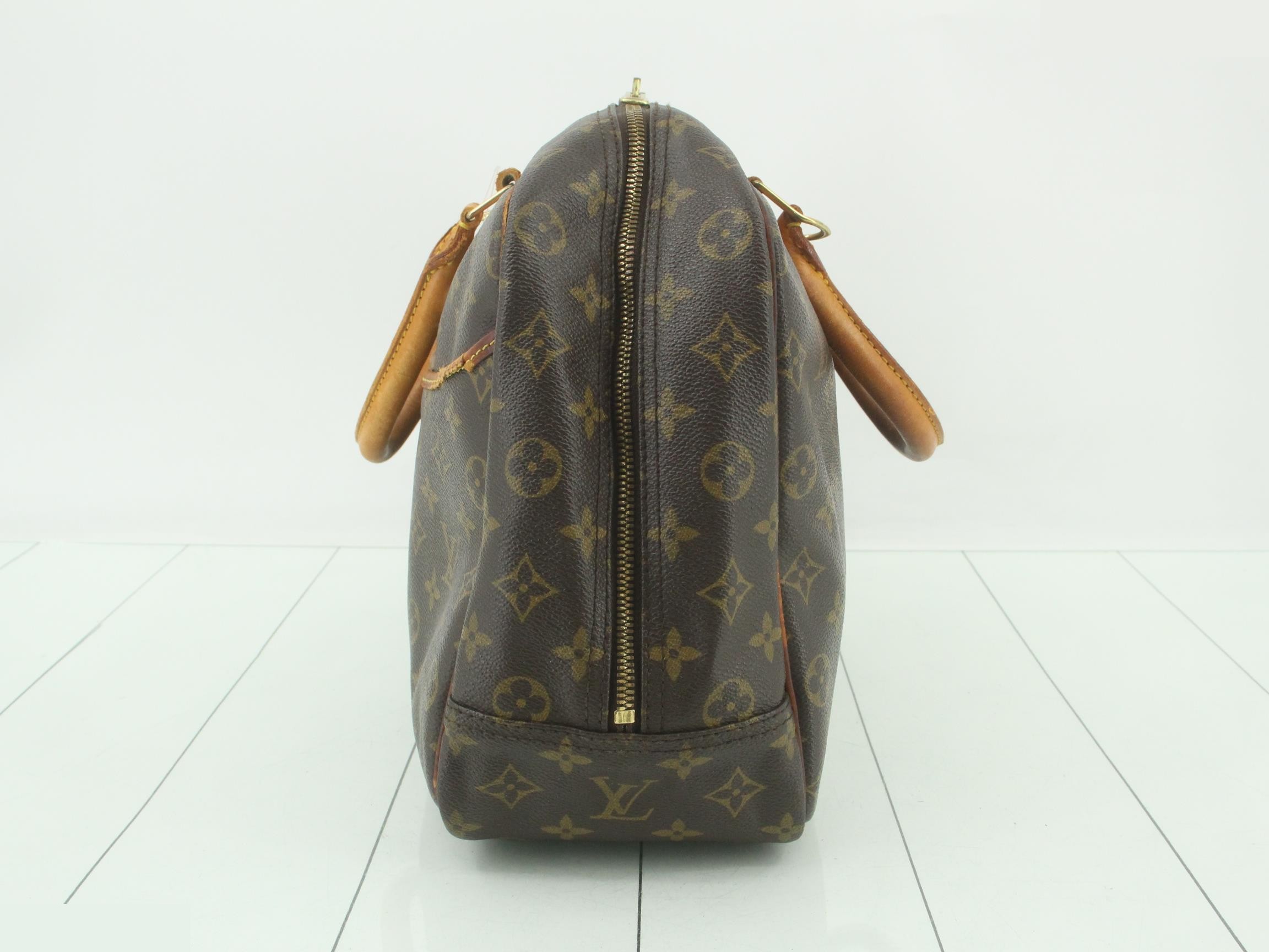 handbag — view 3