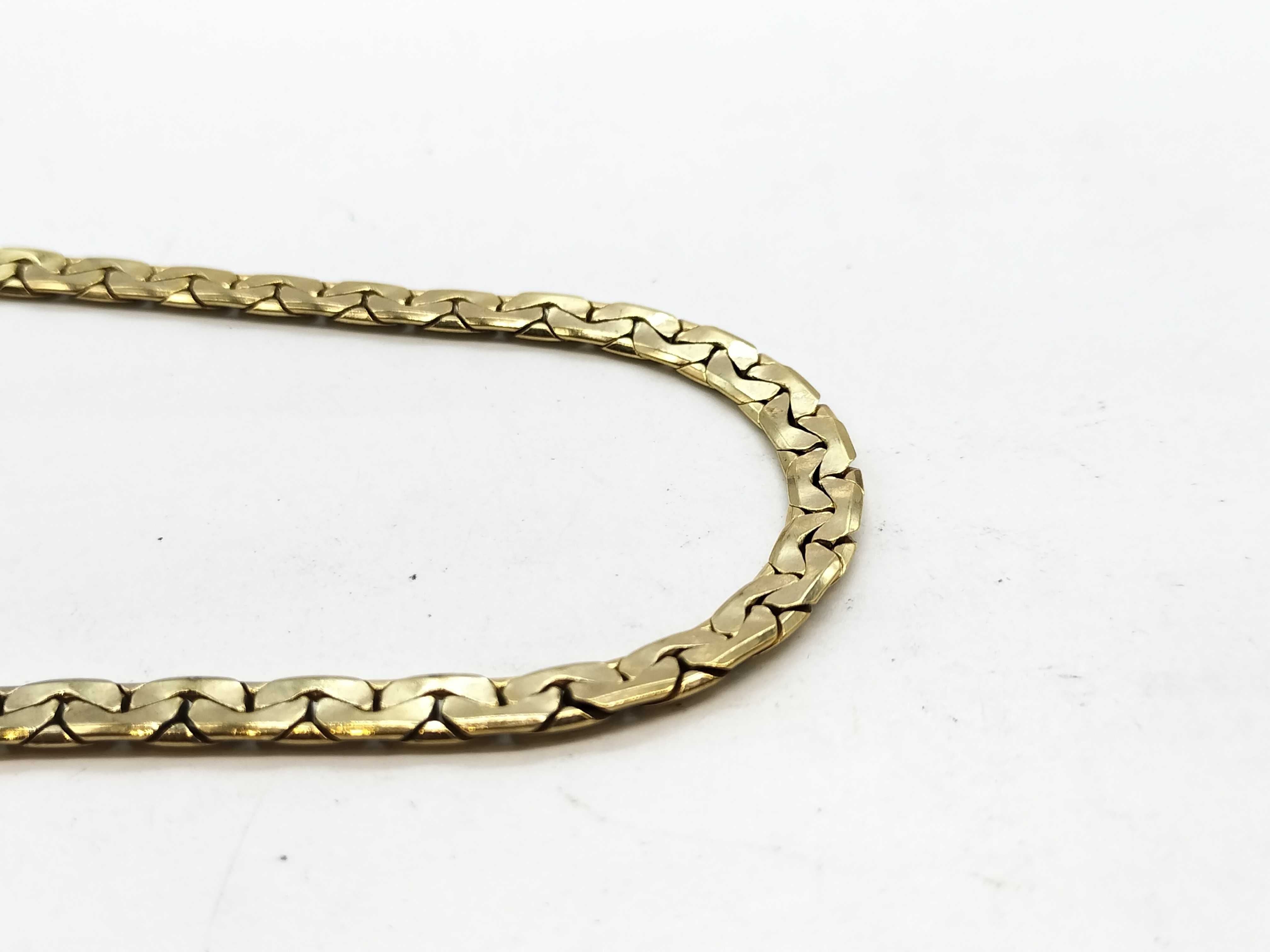 necklace — view 2