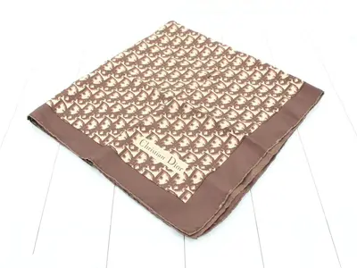Trotter (accessories) / Scarves