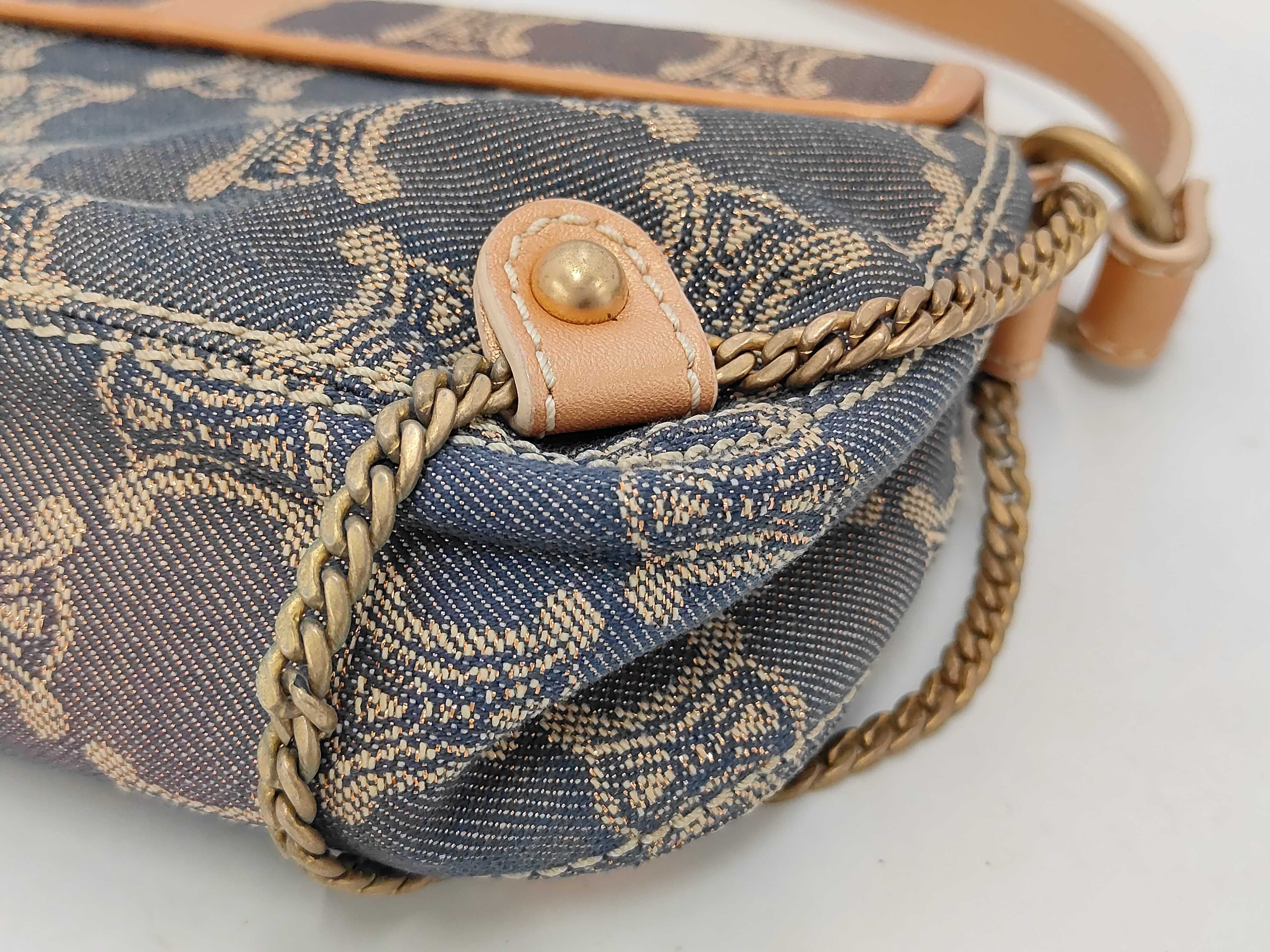 Macadam Canvas One-Shoulder Bag (Shoulder Bag) — view 3
