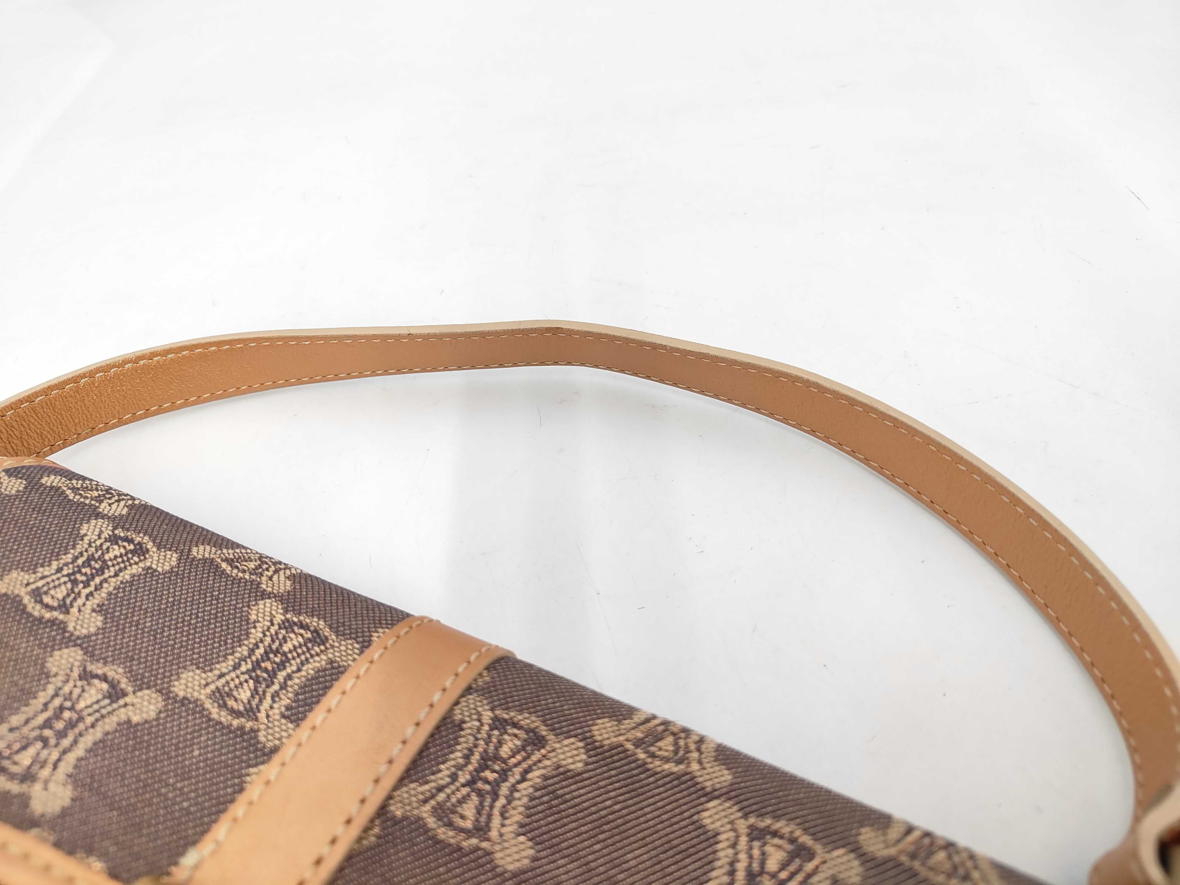 Macadam Canvas One-Shoulder Bag (Shoulder Bag) — view 5