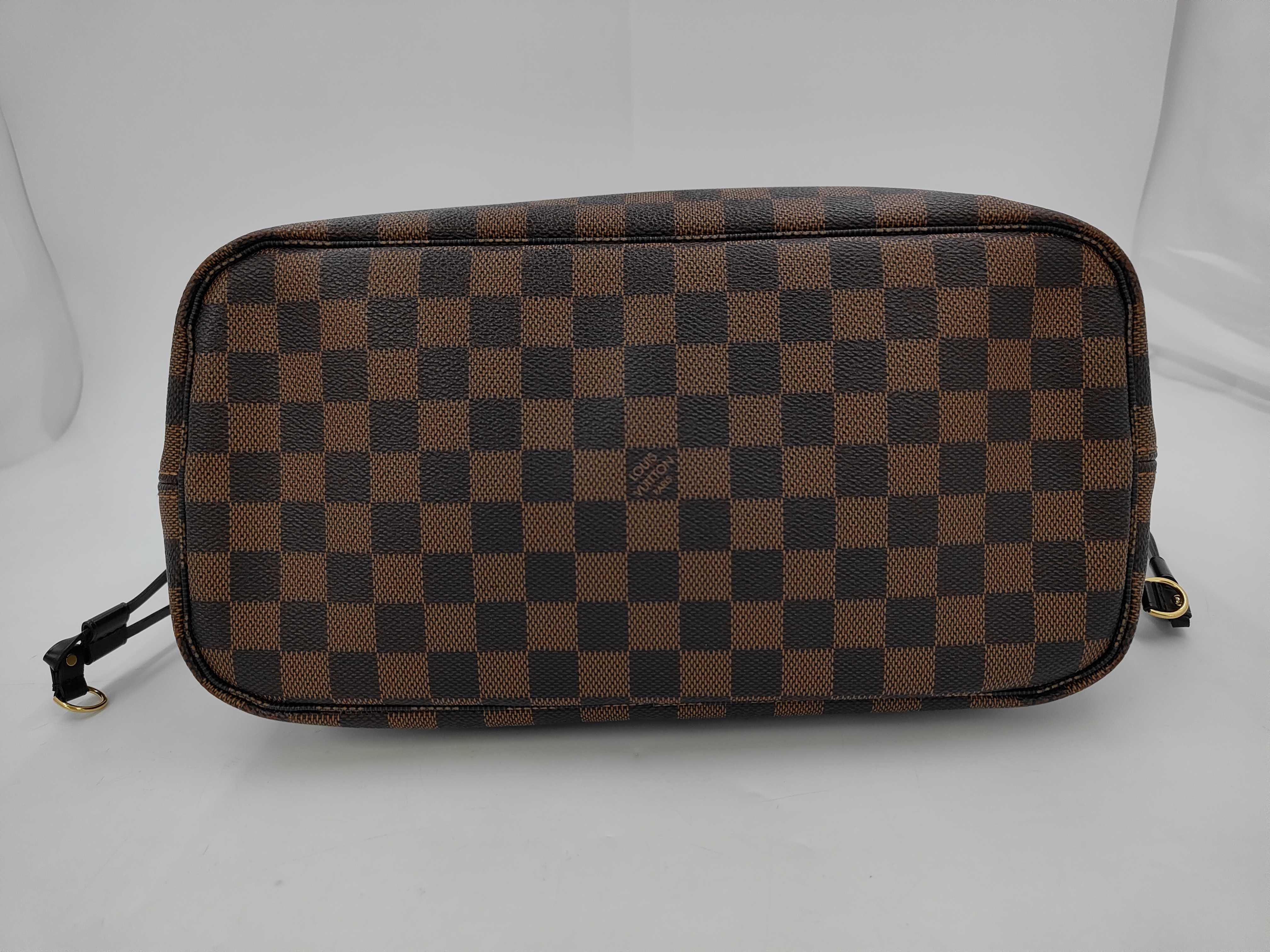 Damier LV Neverfull MM Damier N51105 Tote Bag — view 3