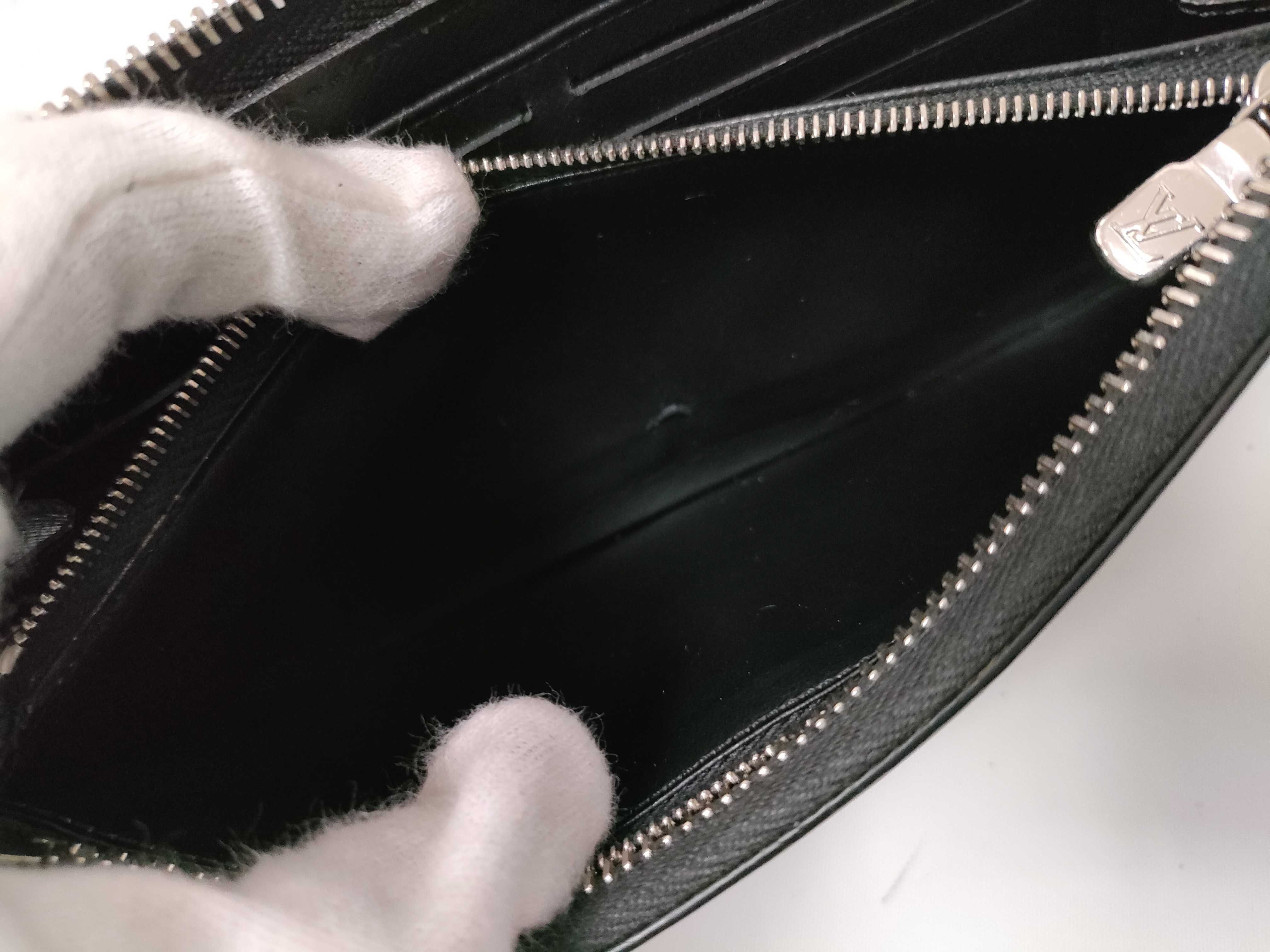 Epi Noir Zippy Dragonne RFID Wallet M81325 — view 10