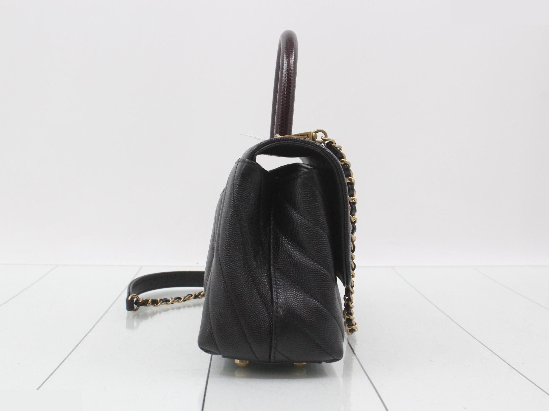 Caviar leather V-stitch top handle chain shoulder bag (2-way) — view 4