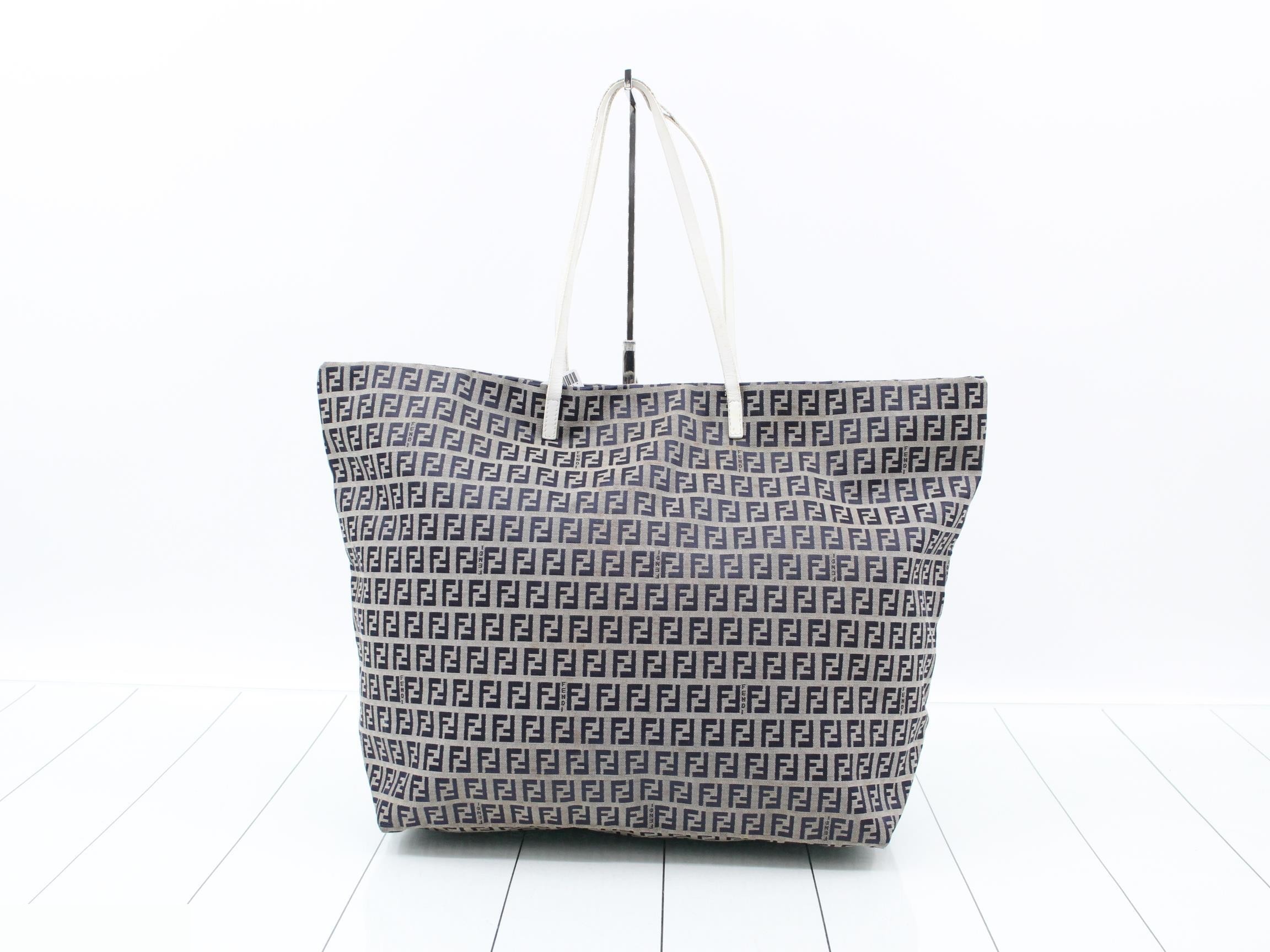 Zucchino Tote Bag — view 2