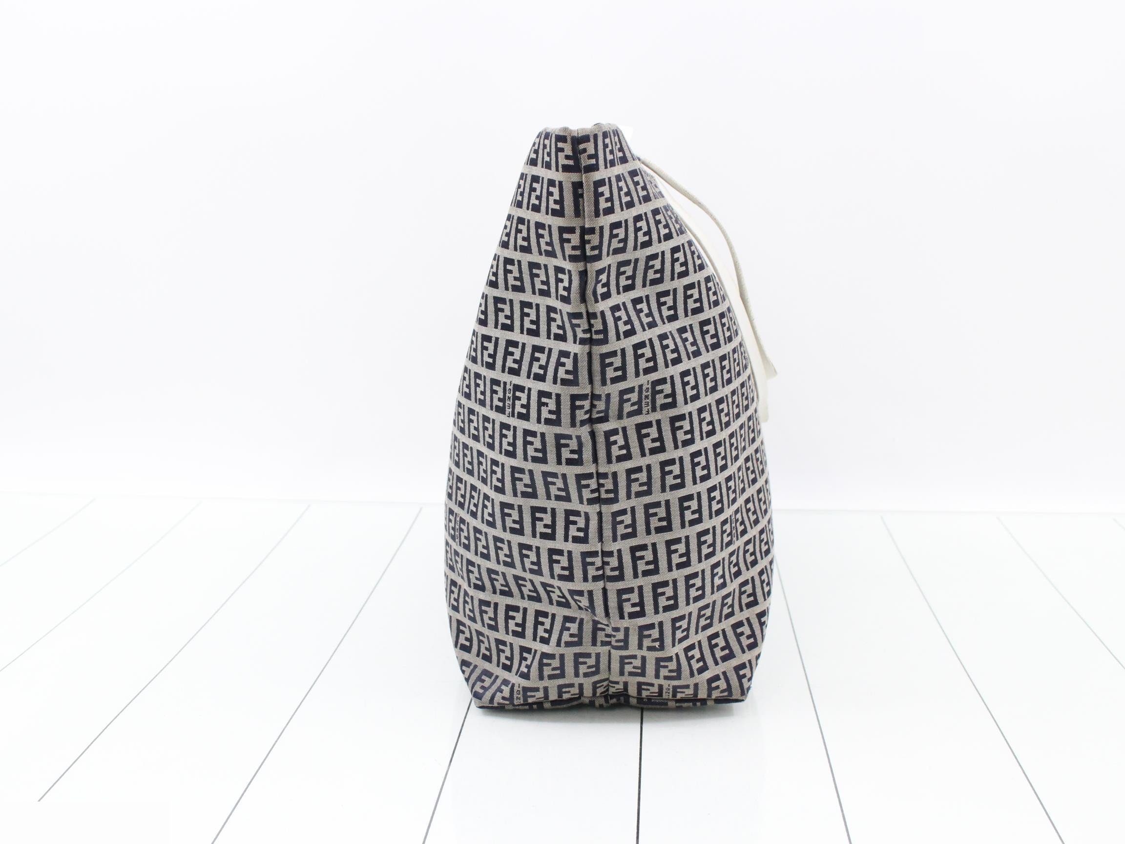 Zucchino Tote Bag — view 3