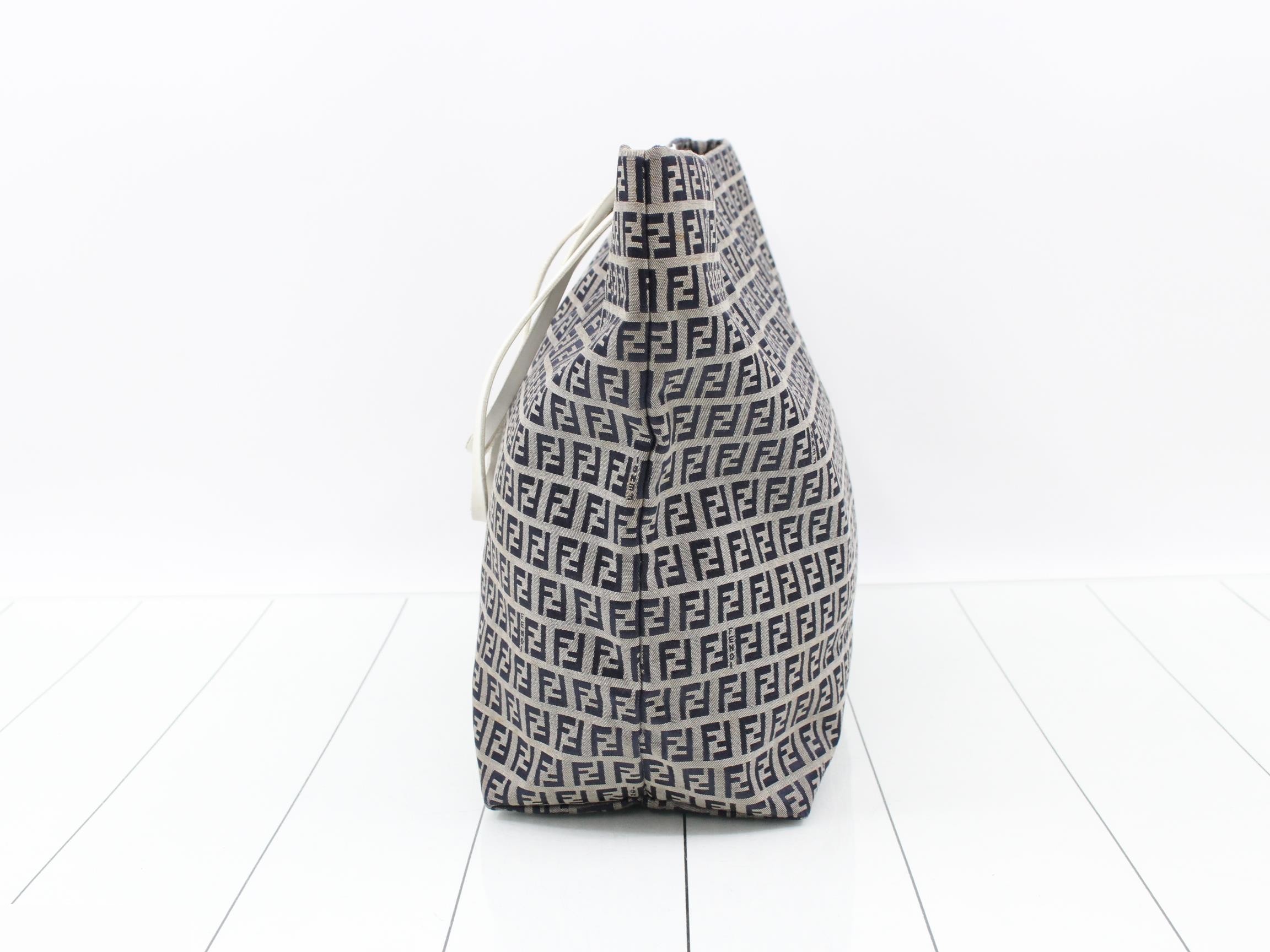 Zucchino Tote Bag — view 4