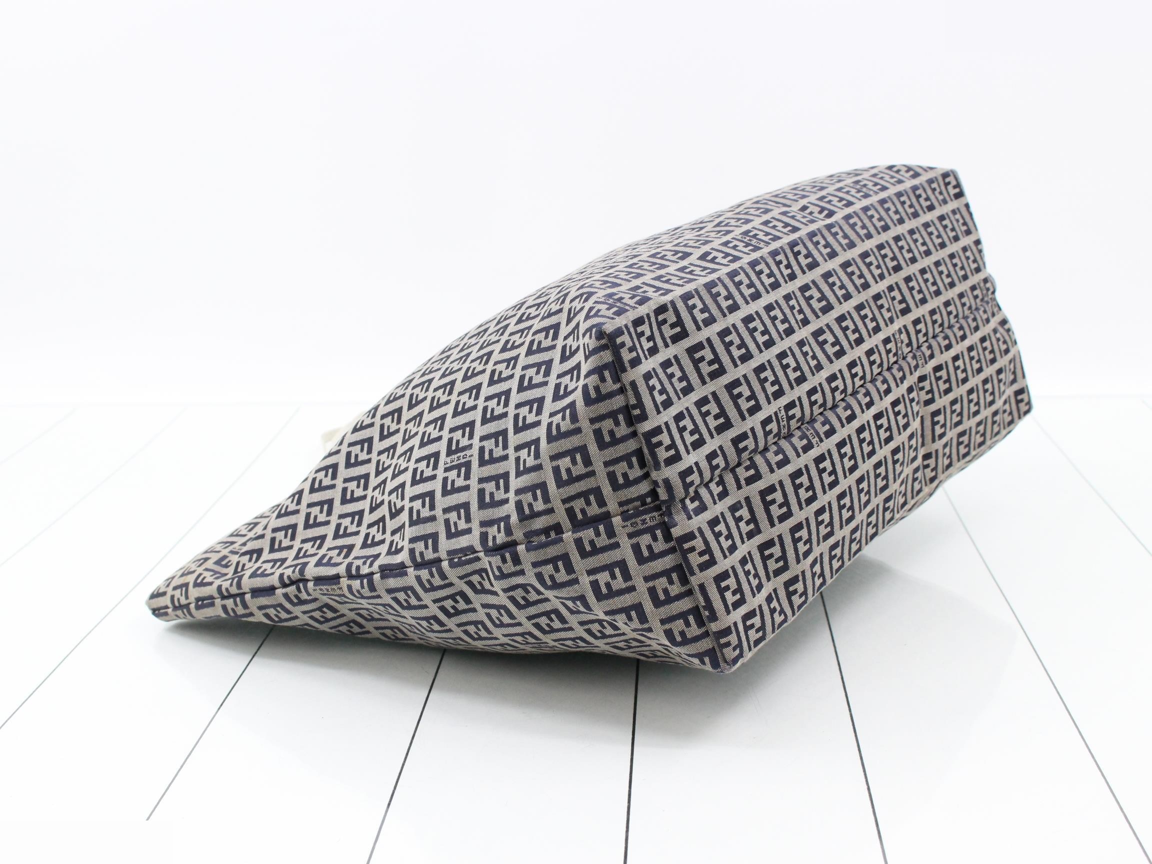 Zucchino Tote Bag — view 5