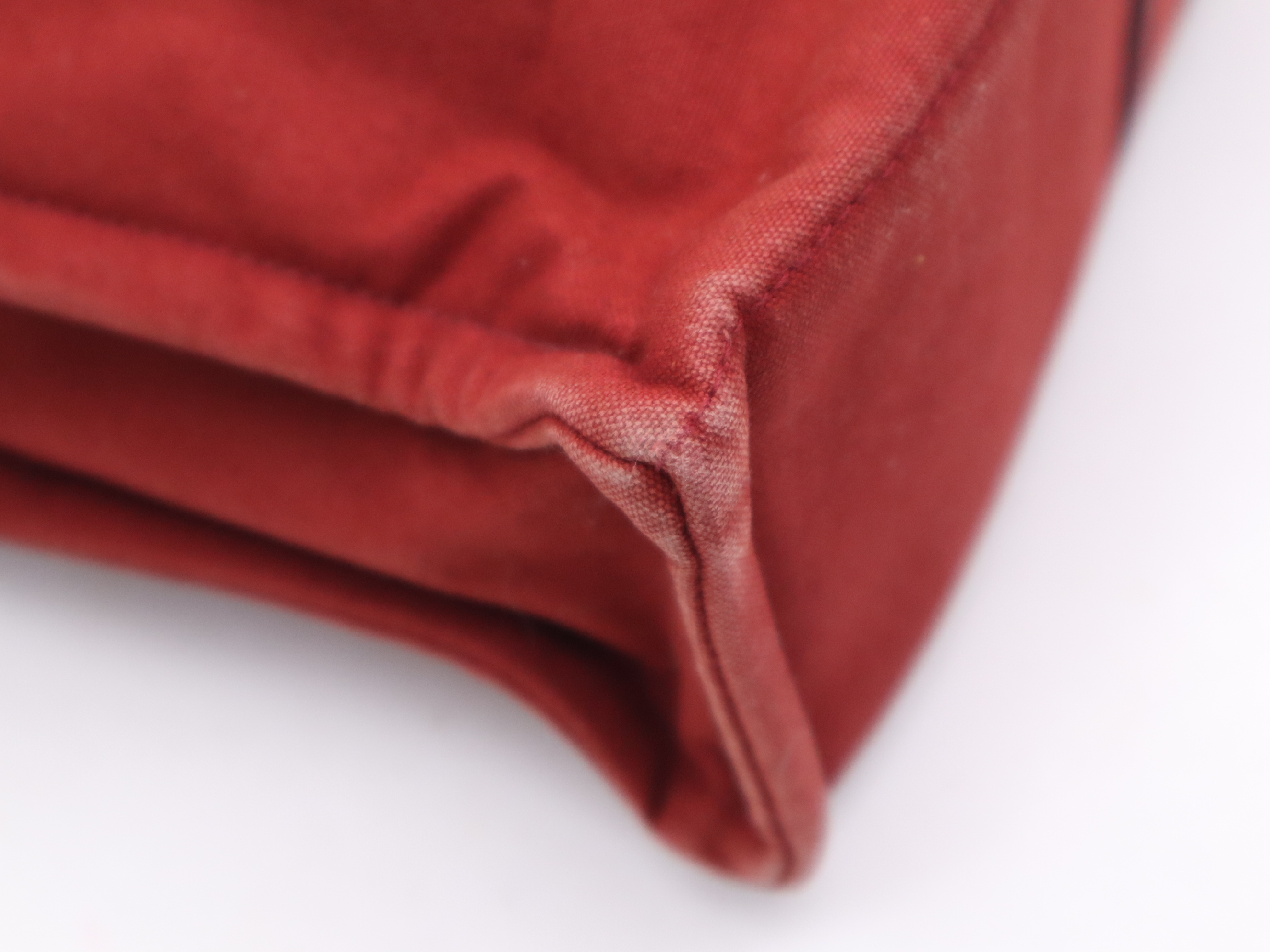 Canvas Fourre-Tout MM Tote Bag, Red, Silver Hardware, Tote Bag — view 11