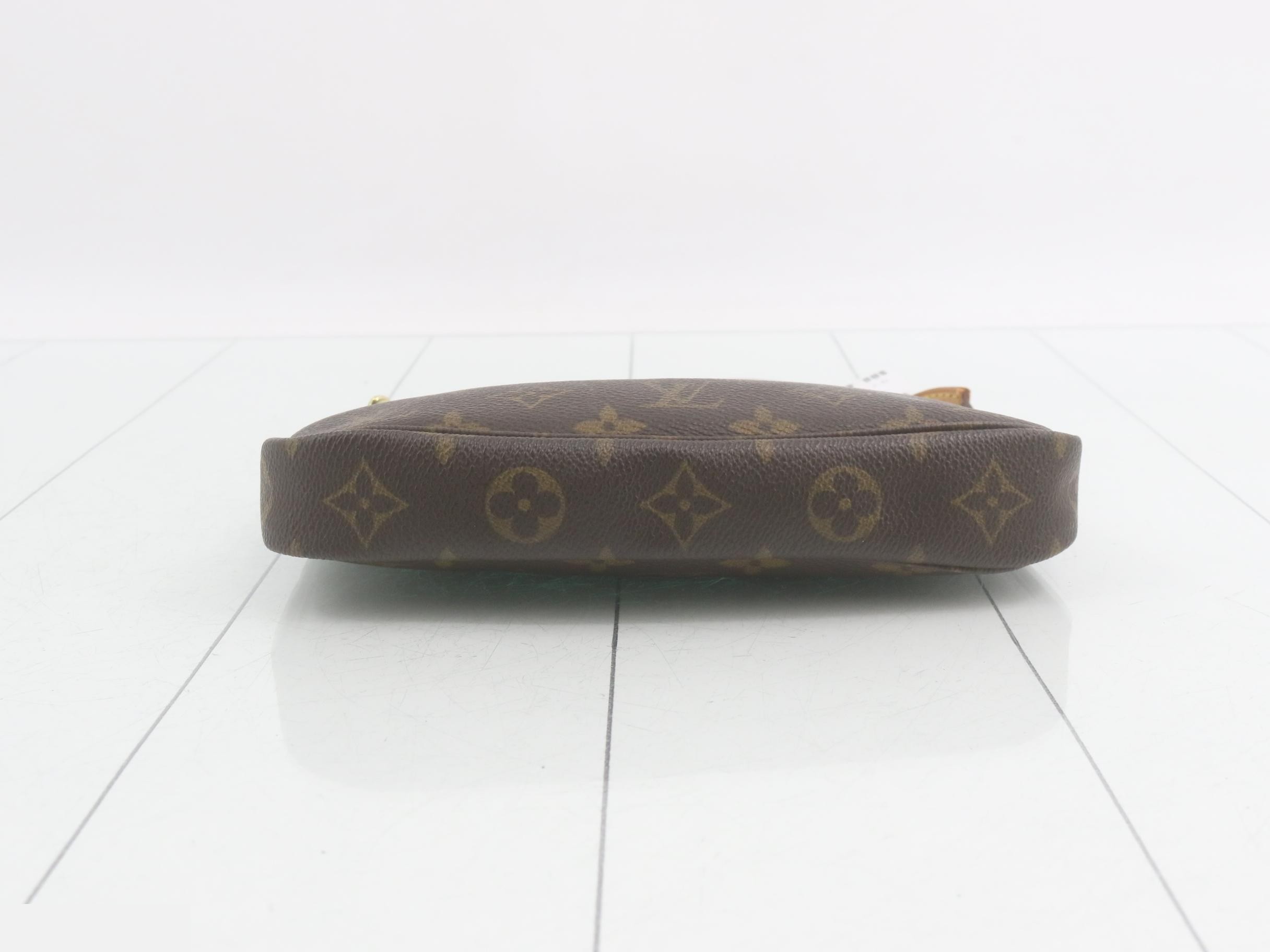 Monogram Pochette Accessoires VI1001 — view 3