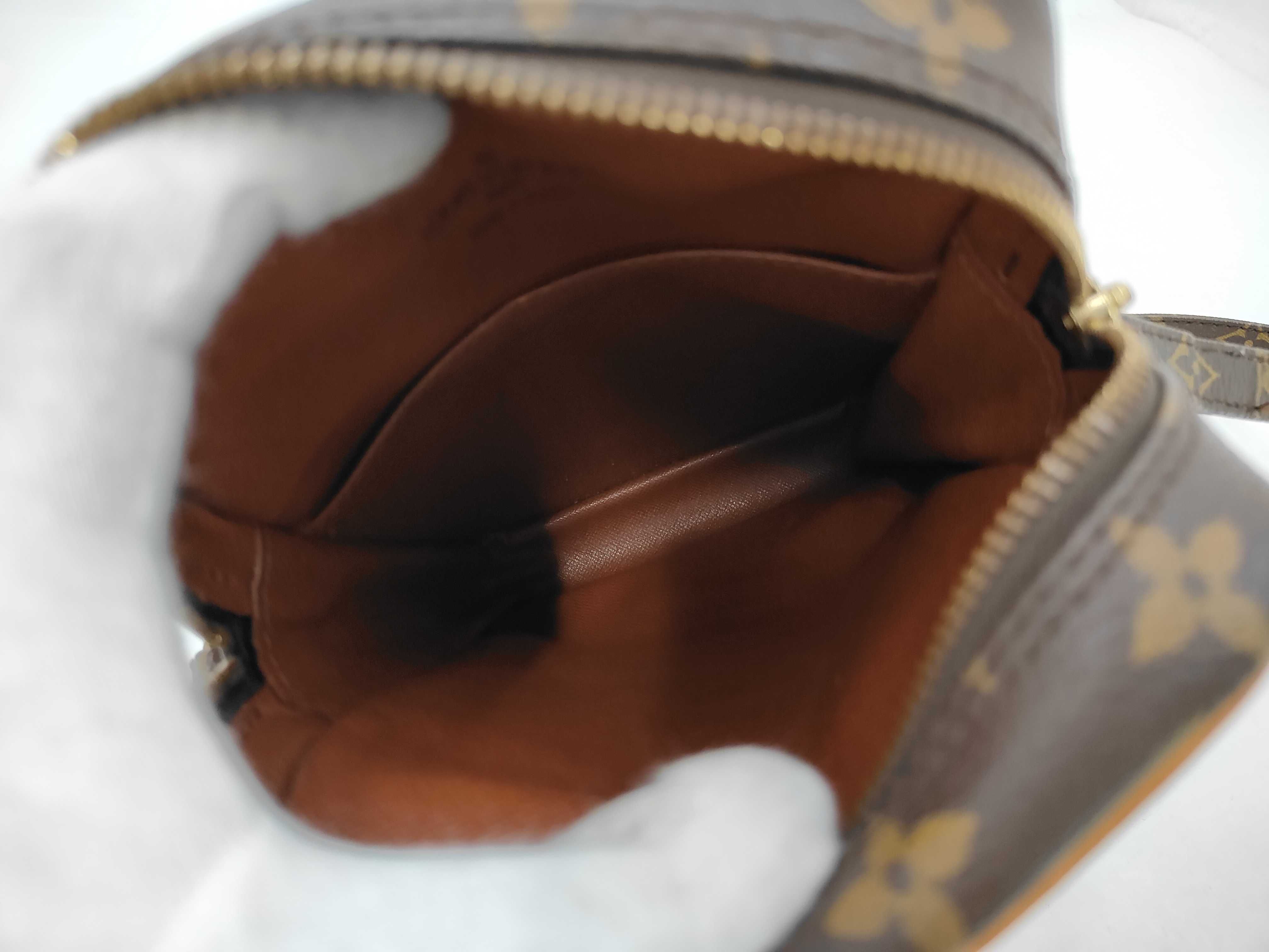 Monogram Louis Vuitton Monogram Danube 8909SL Shoulder Bag — view 10