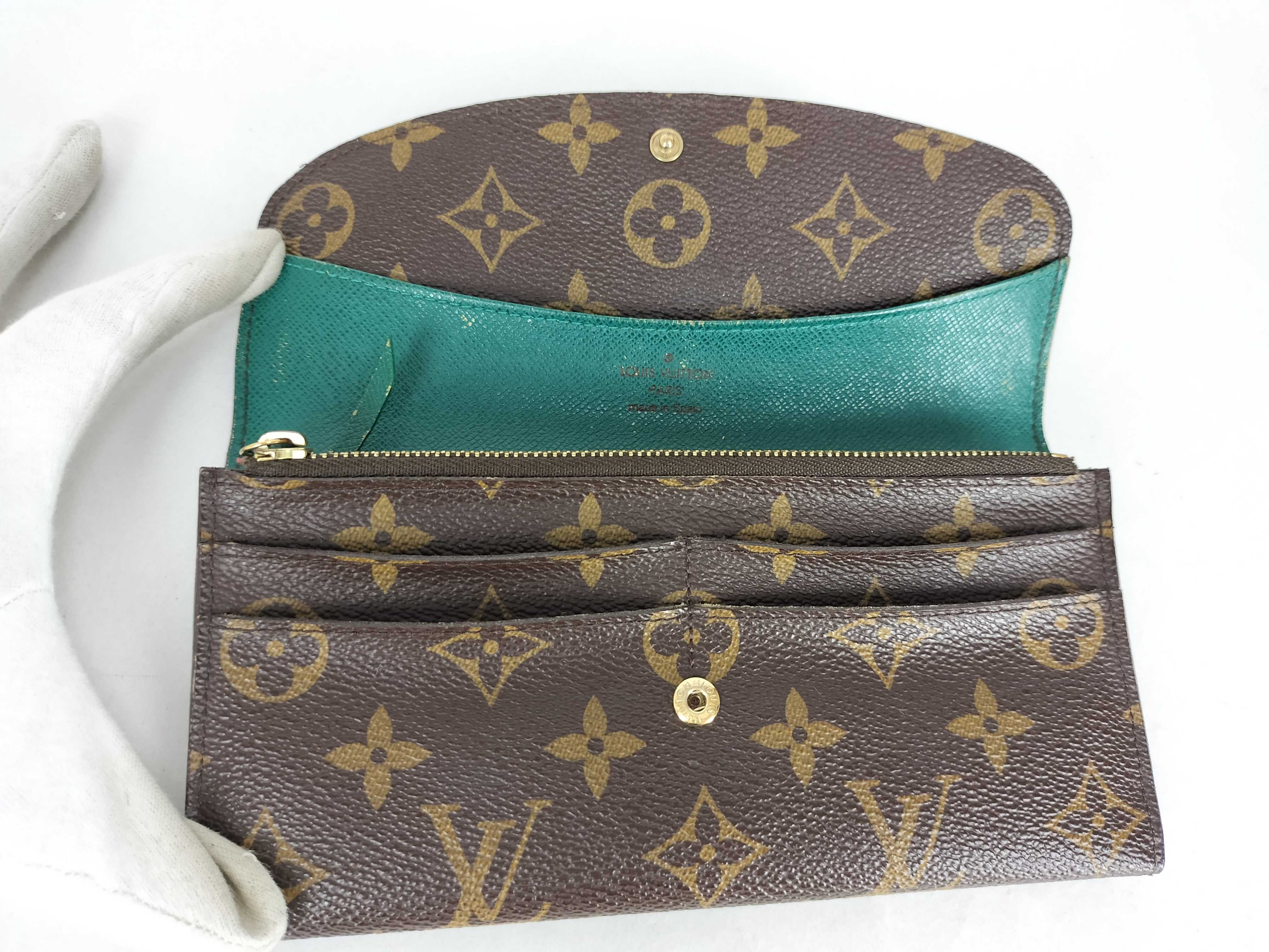 Monogram Louis Vuitton Portefeuille Emilie wallet, scuffs, wear and tear. — view 14