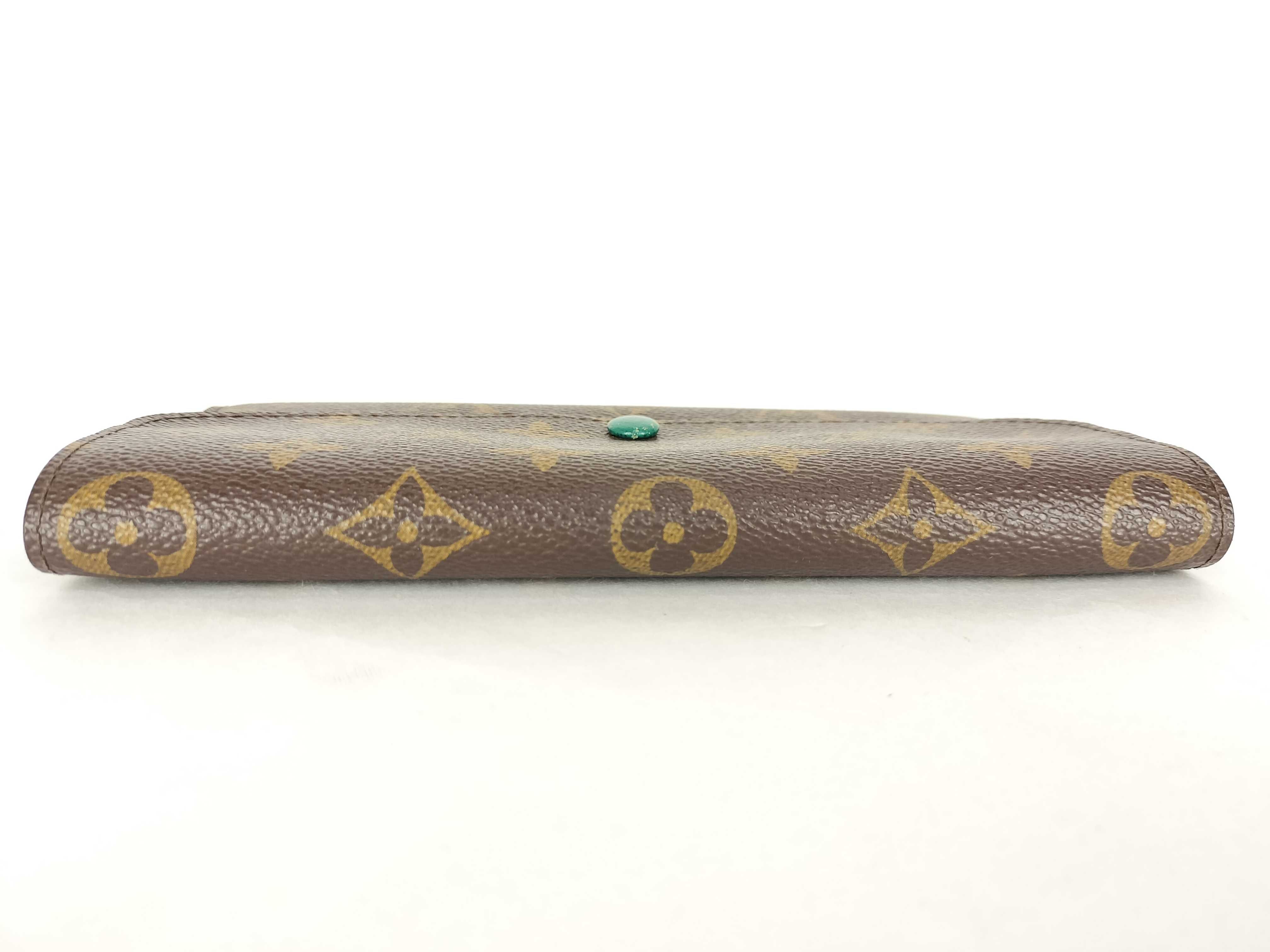 Monogram Louis Vuitton Portefeuille Emilie wallet, scuffs, wear and tear. — view 6