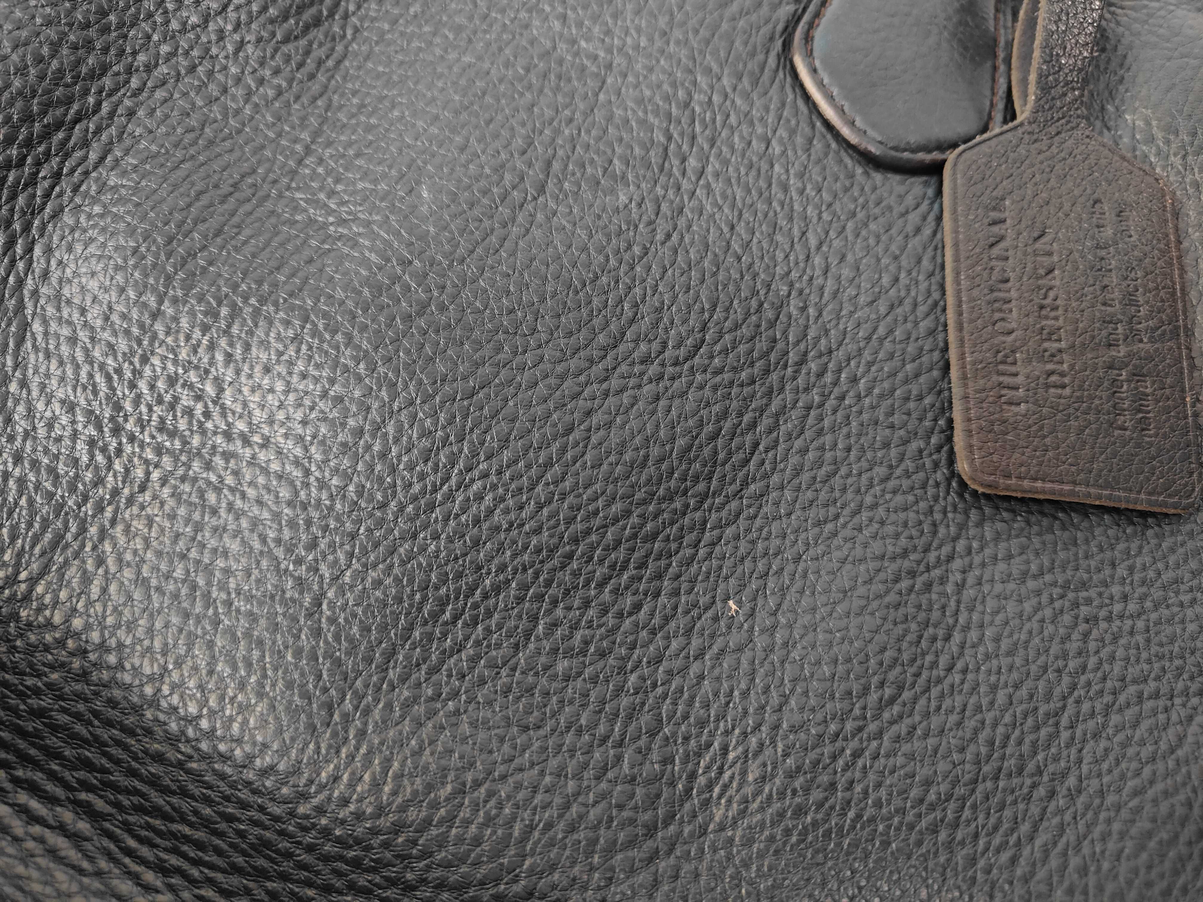 Vitello Daino Leather Tote Bag — view 14