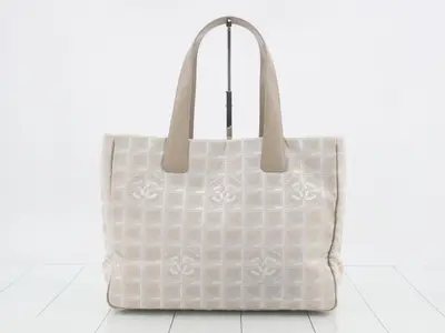 Travel line (bags) / Handbags