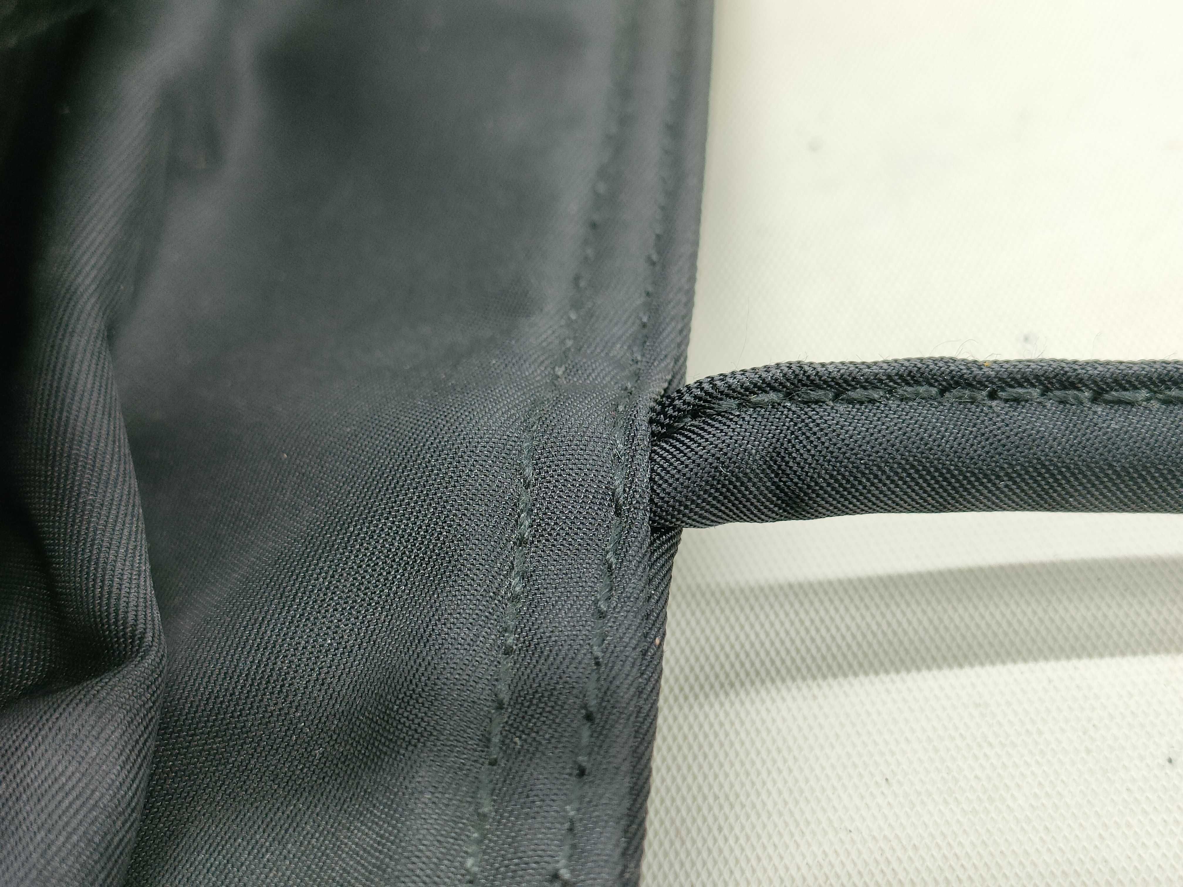 nylon tote bag, black, with zipper and white tag, size 58. — view 7