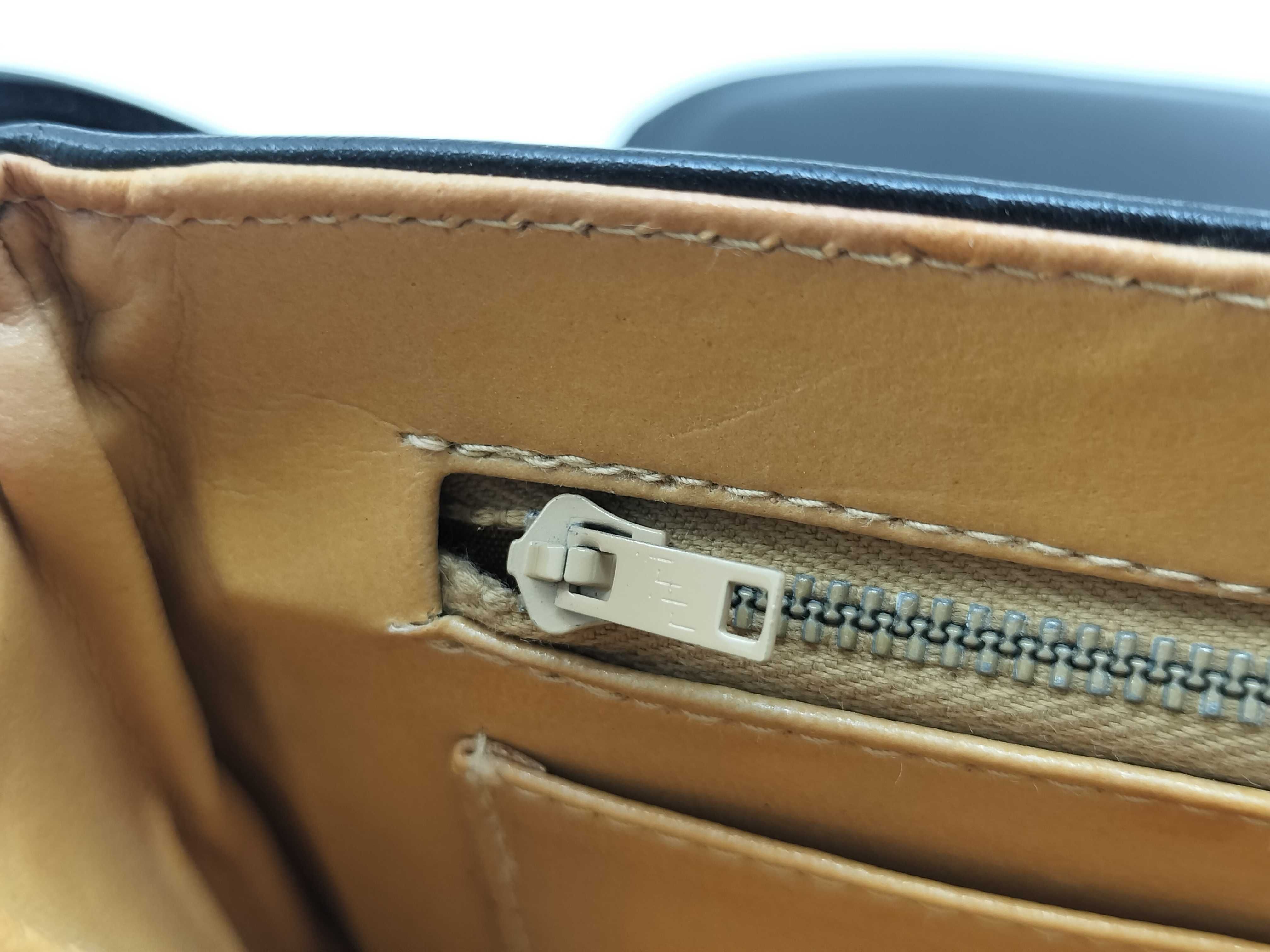 Macadam Hardware Square Shoulder Clutch Bag — view 13